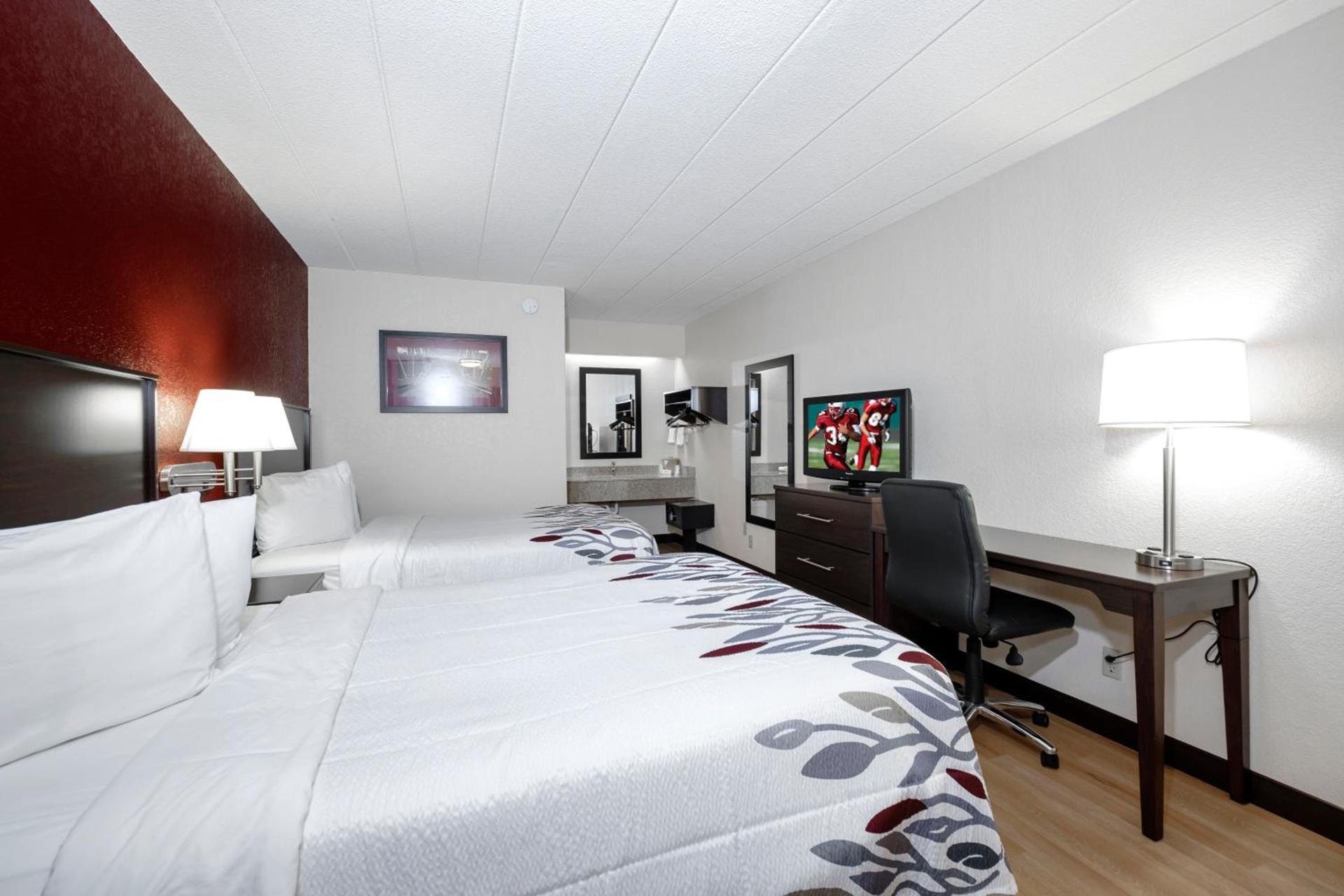 Red Roof Inn Danville, PA photo 24