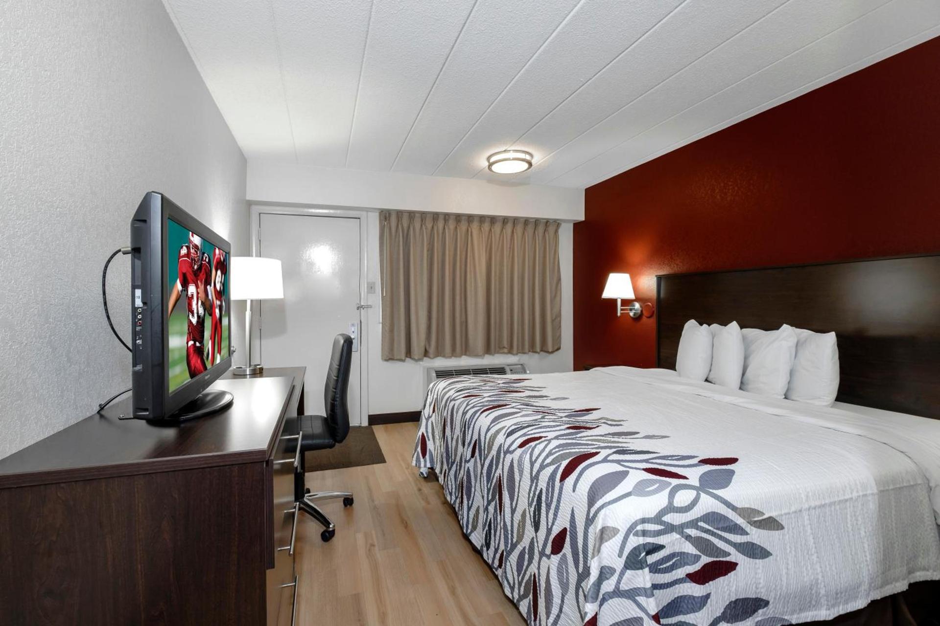 Red Roof Inn Danville, PA photo 14