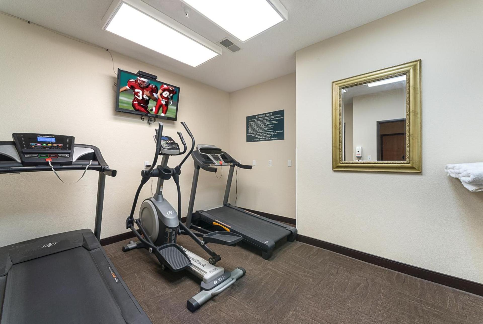 Red Roof Inn St Louis - Troy, IL photo 13