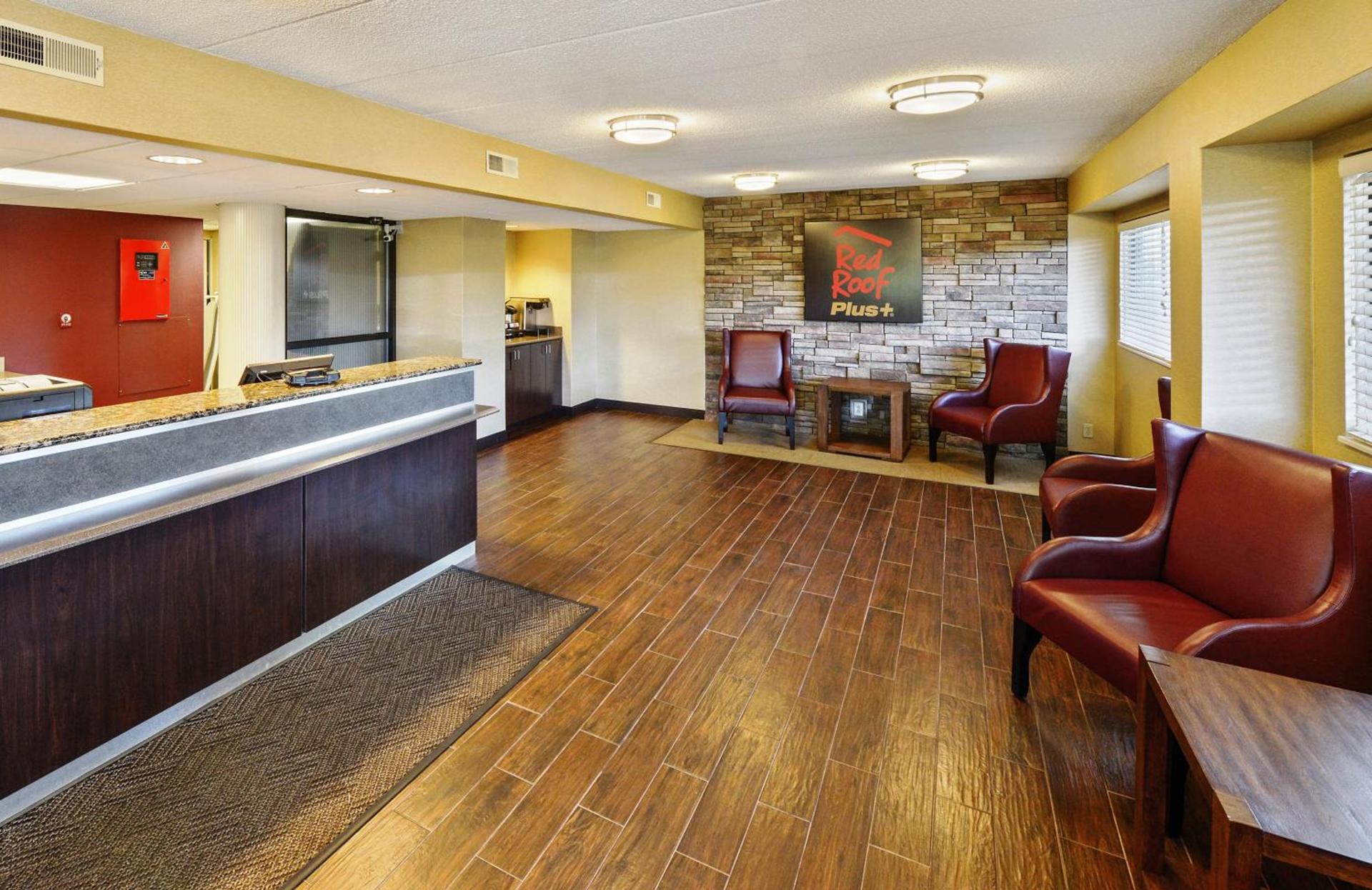 Red Roof Inn PLUS+ Washington DC - Manassas photo 4