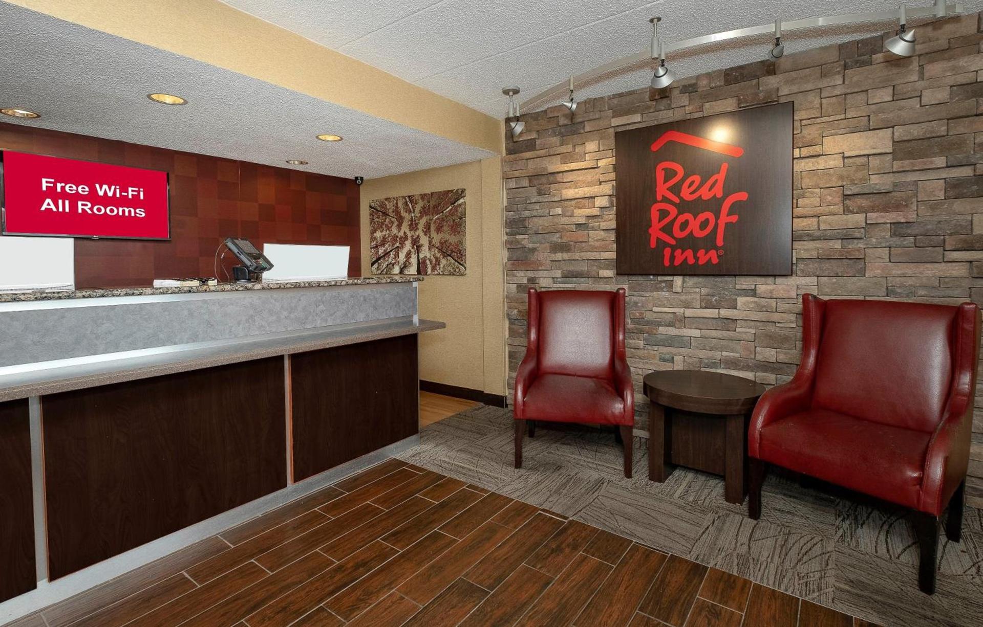 Red Roof Inn Mt Laurel photo 3