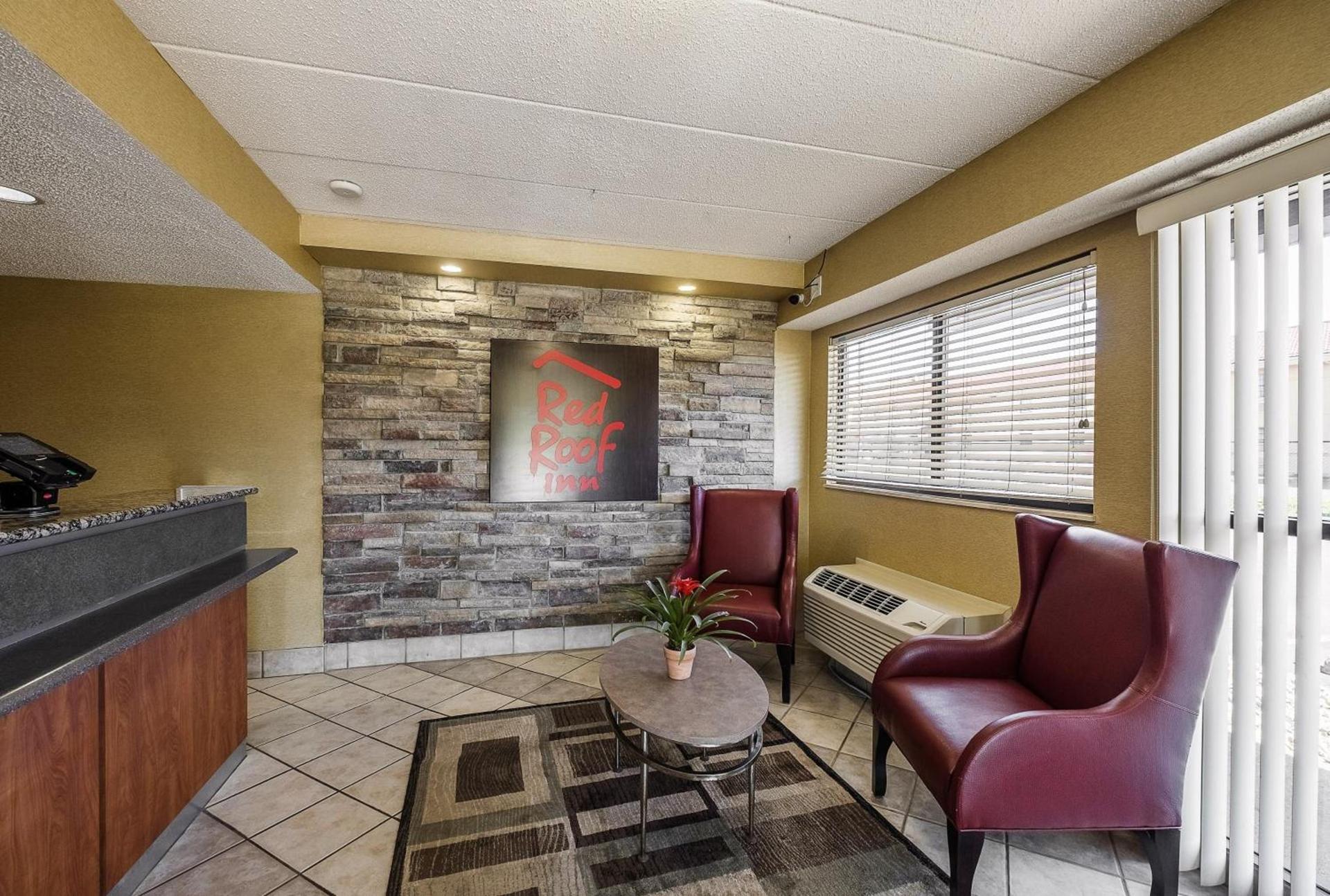 Red Roof Inn Columbus East- Reynoldsburg photo 5