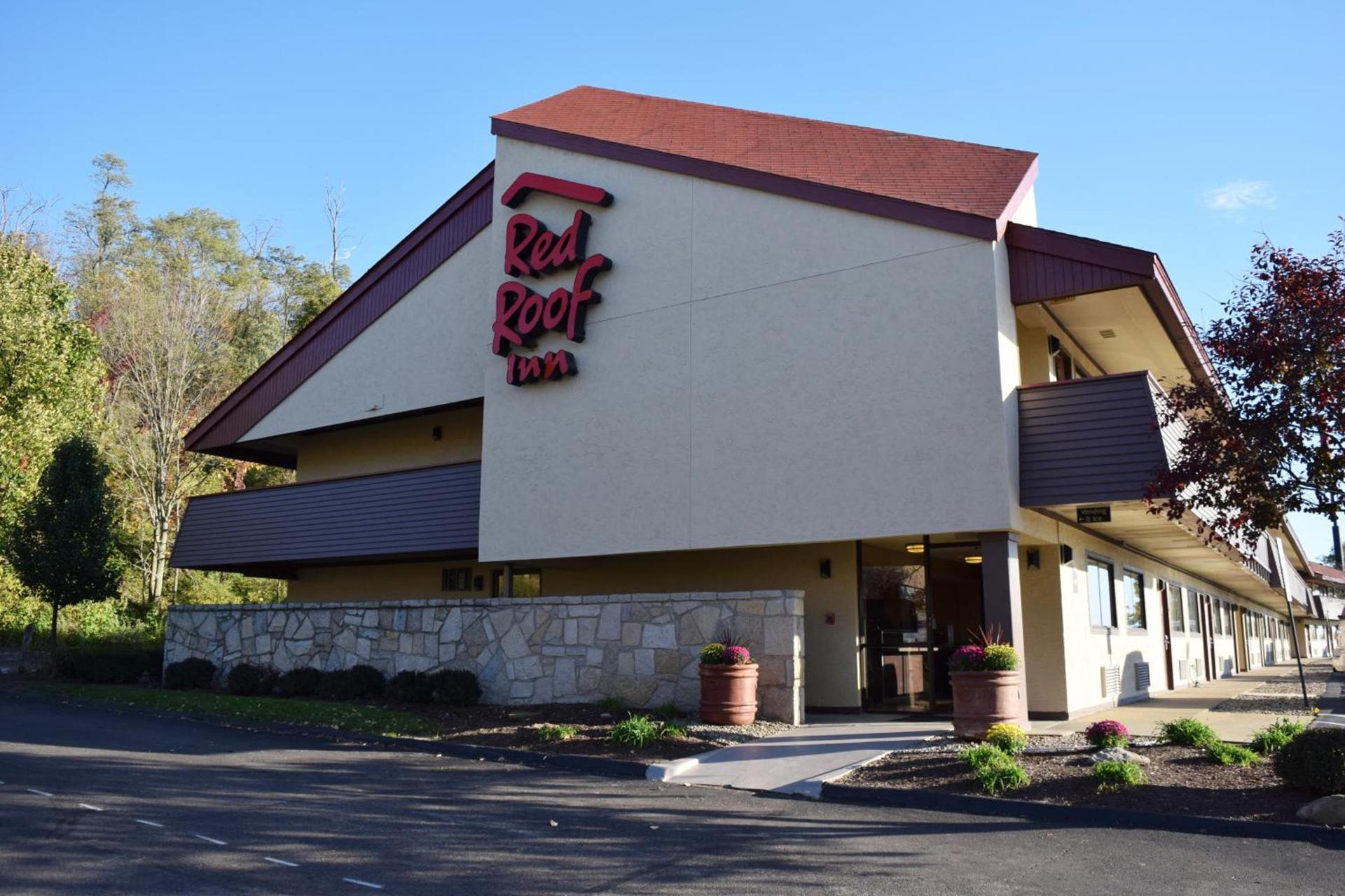 Red Roof Inn St Clairsville - Wheeling West — hotel in Saint Clairsville