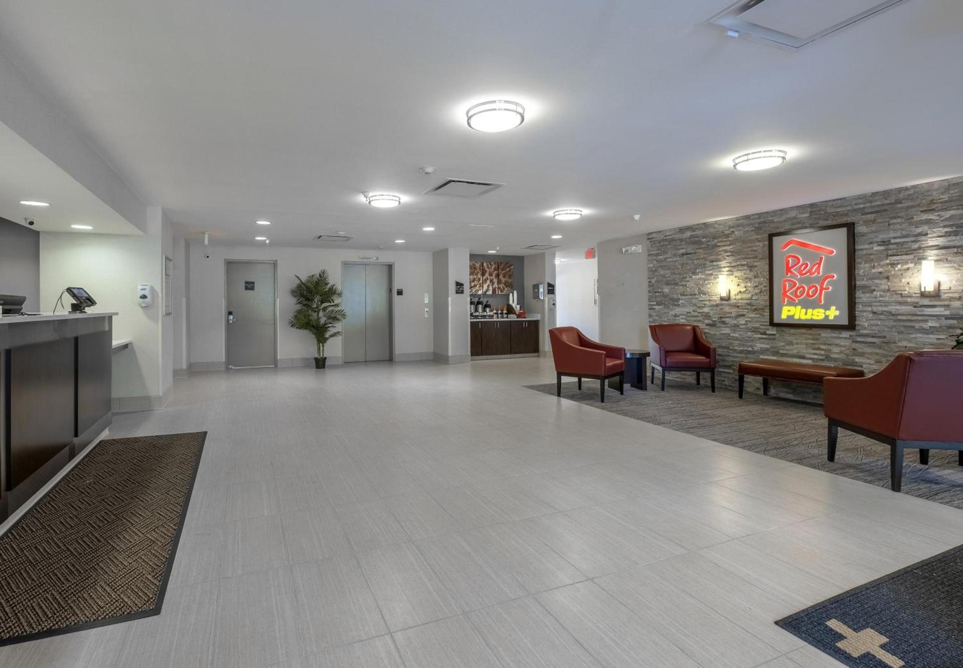 Red Roof Inn PLUS Boston - Mansfield - Foxboro photo 9