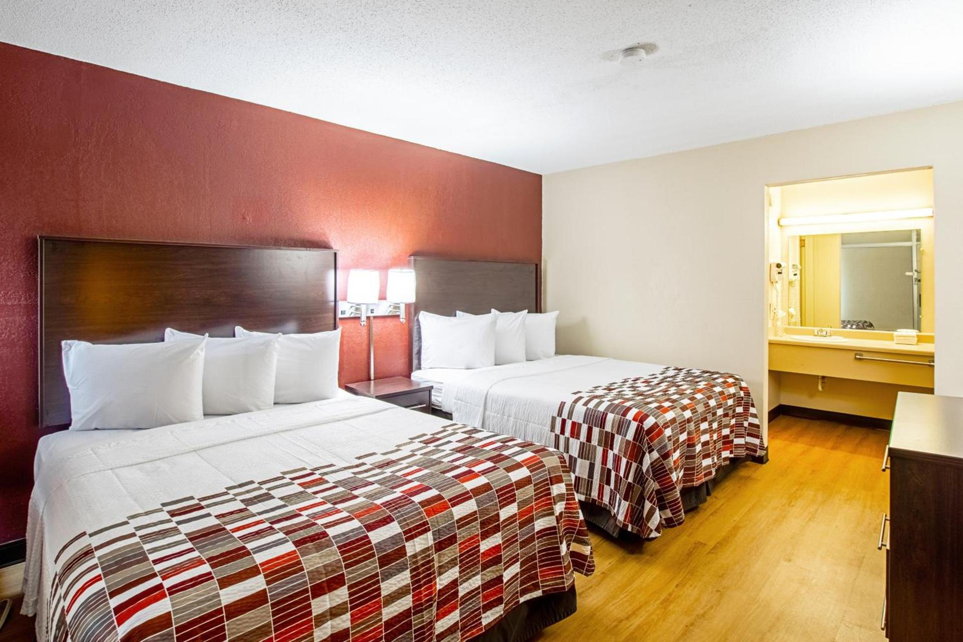 Red Roof Inn Battle Creek photo 19