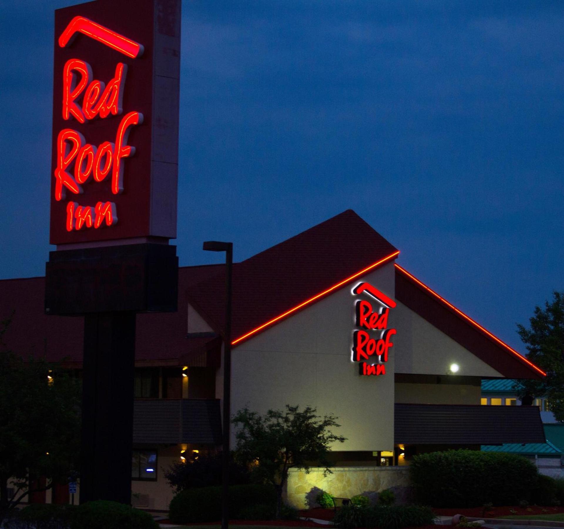 Red Roof Inn Aberdeen photo 5