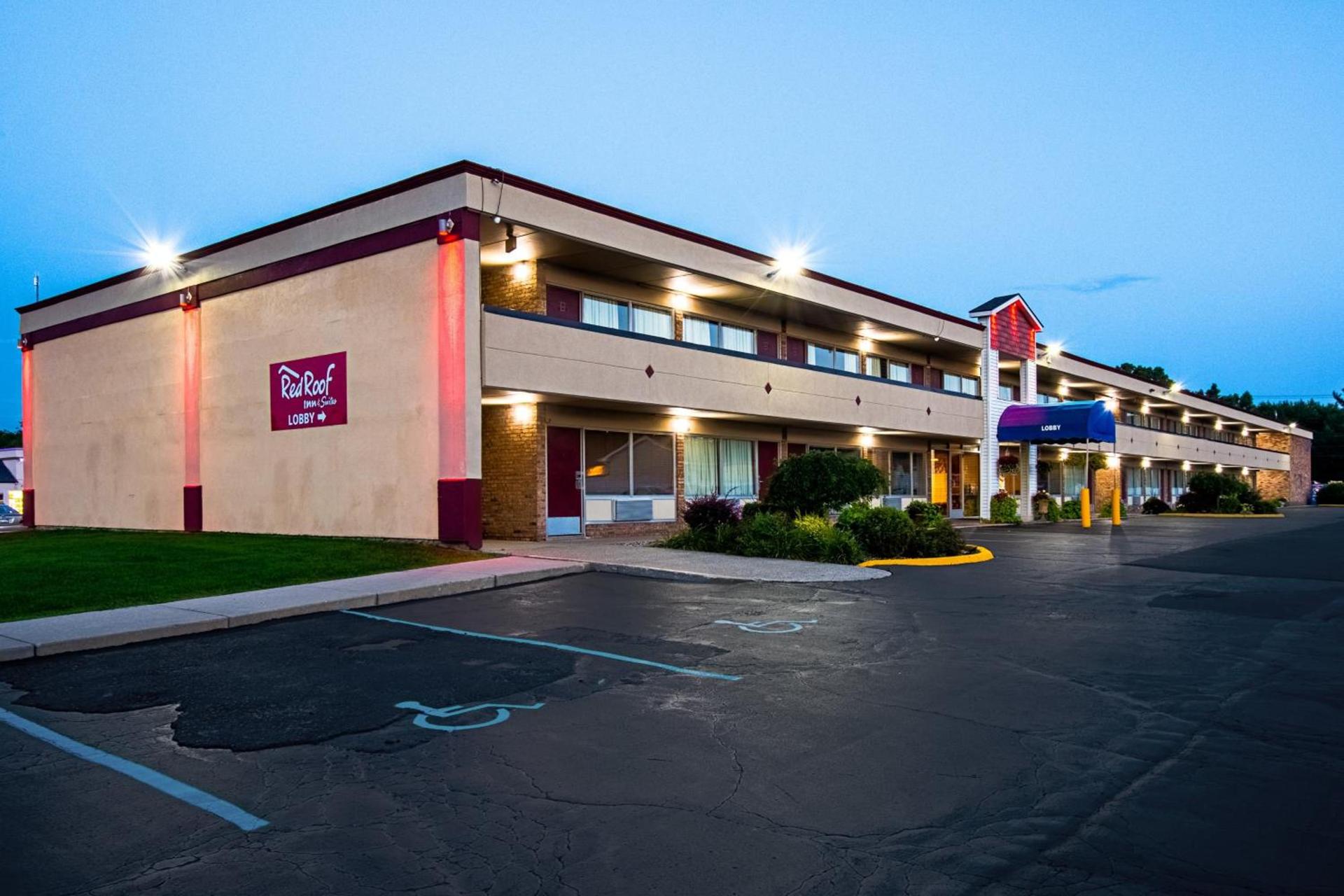 Red Roof Inn Battle Creek photo 9