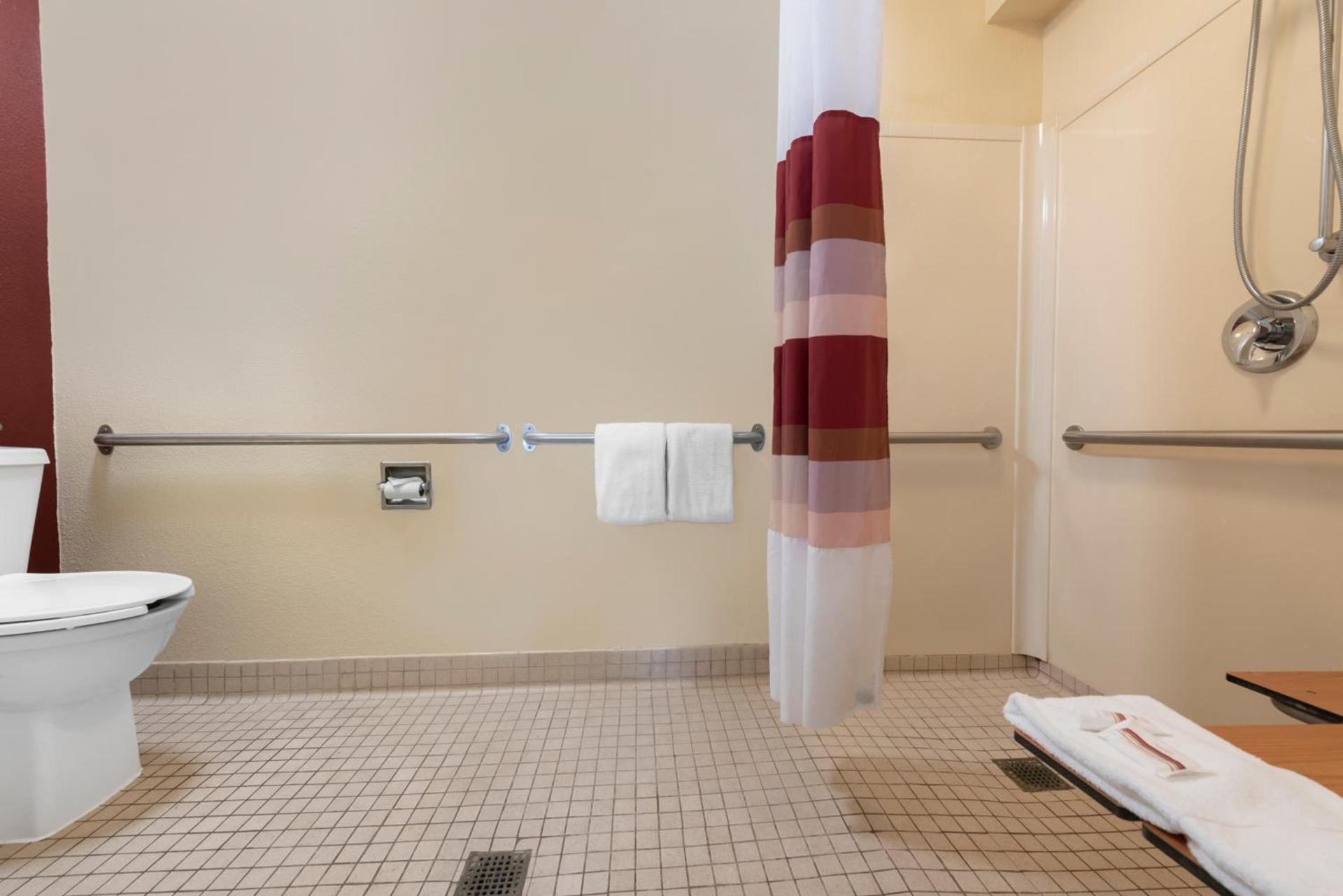Red Roof Inn Lafayette - Purdue University photo 29