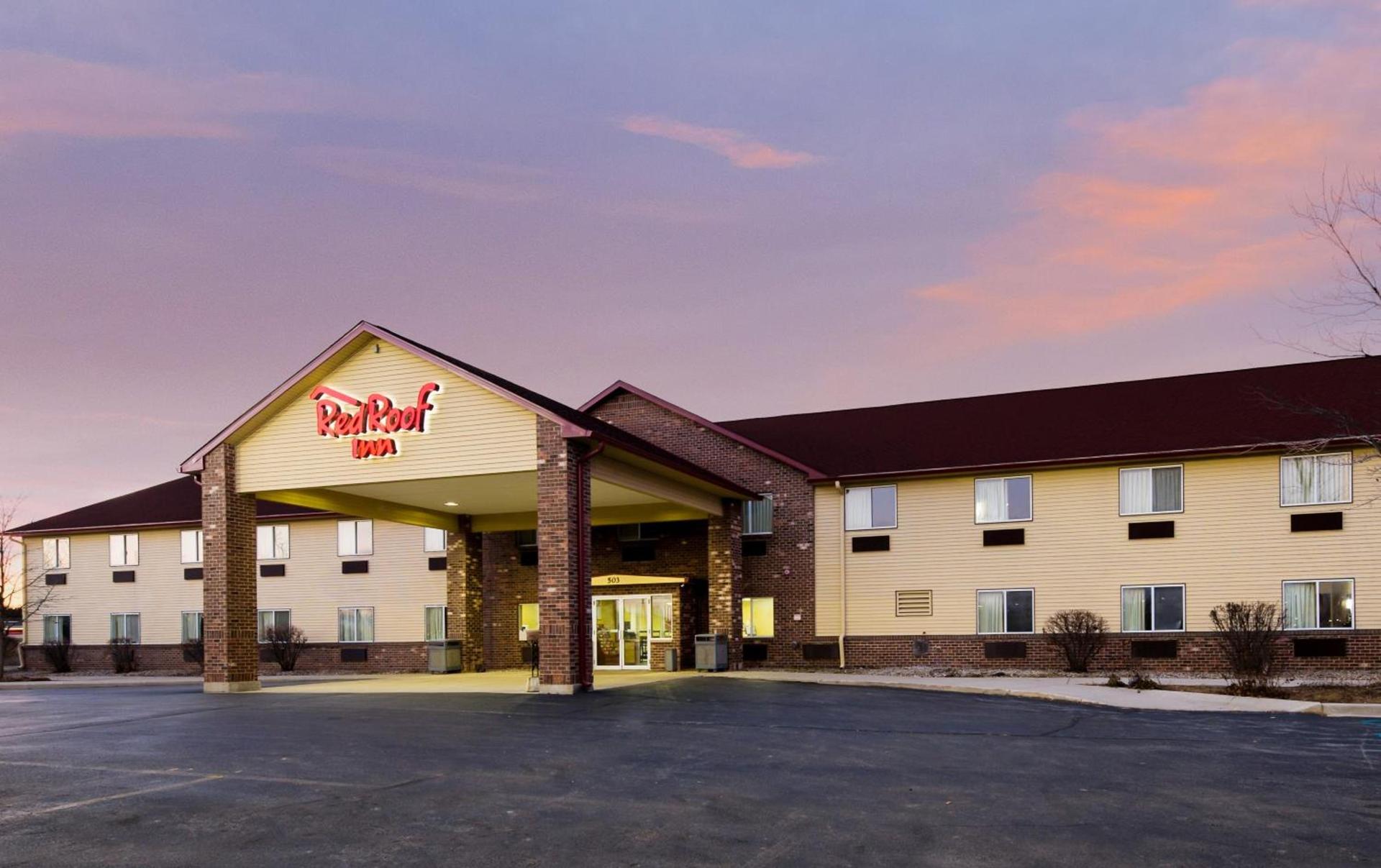 Red Roof Inn Auburn photo 5