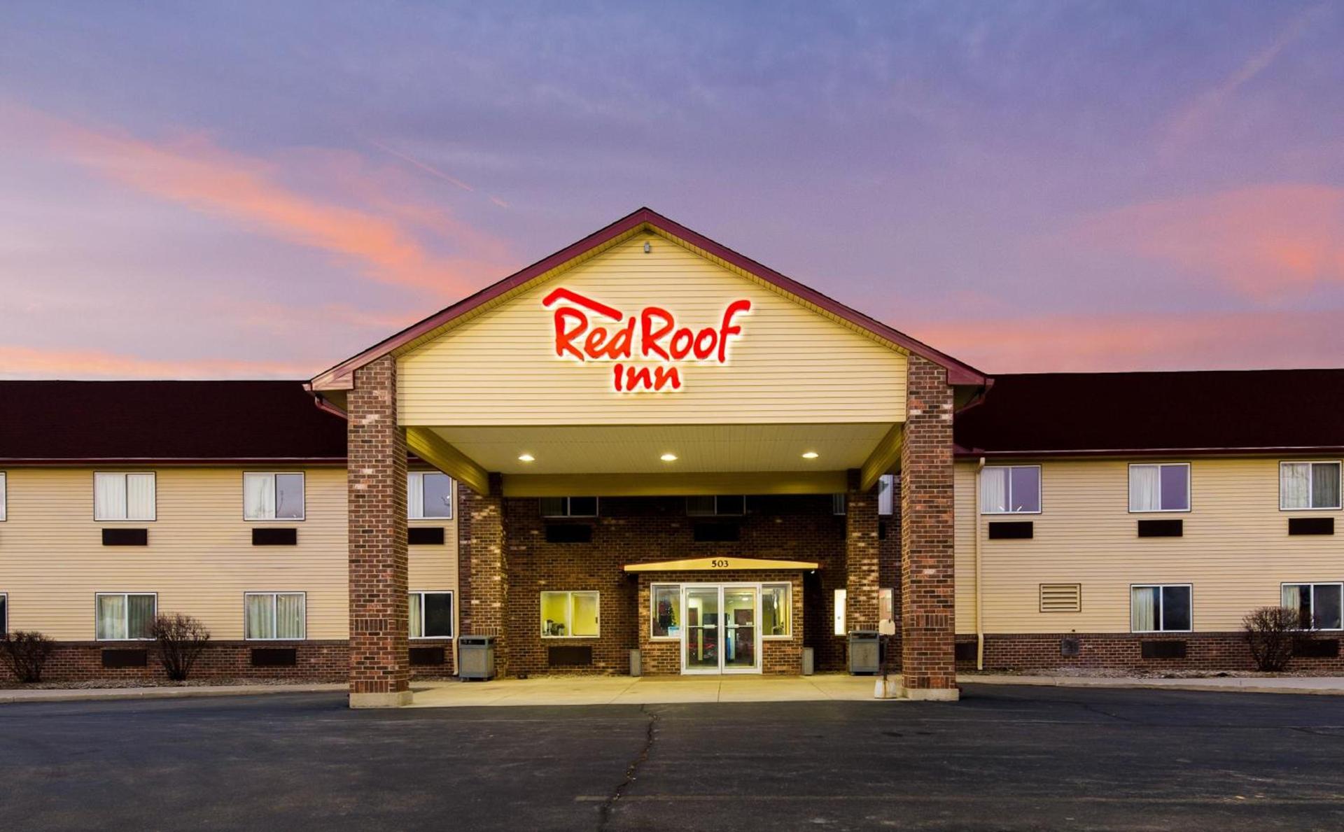 Red Roof Inn Auburn photo 6