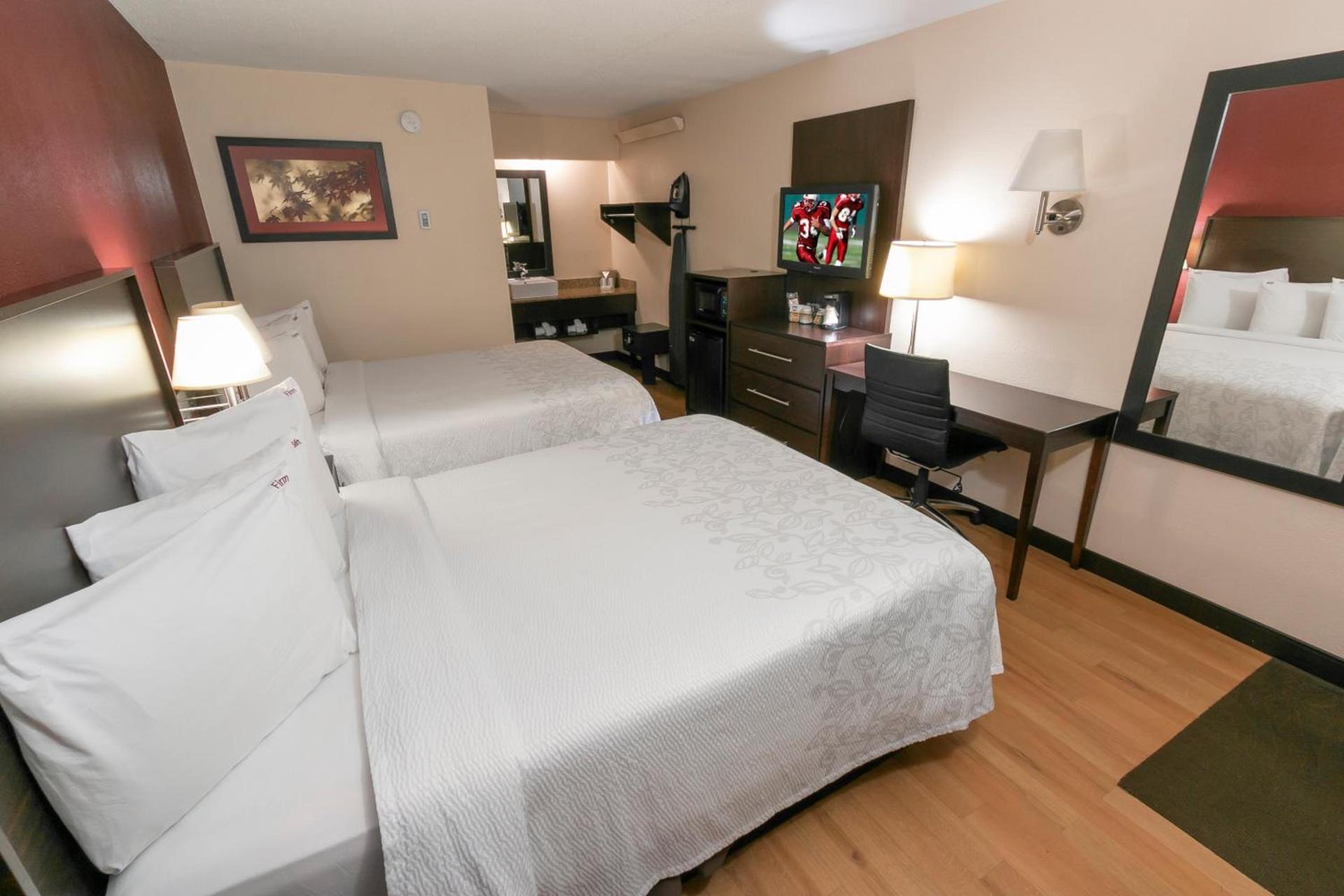 Red Roof Inn PLUS+ Secaucus - Meadowlands photo 20