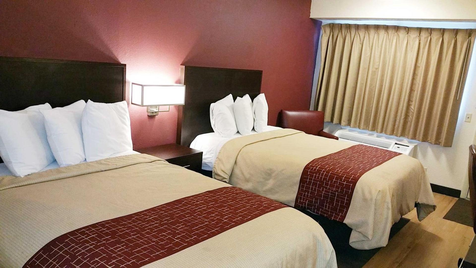 Red Roof Inn PLUS Chicago - Hoffman Estates photo 20