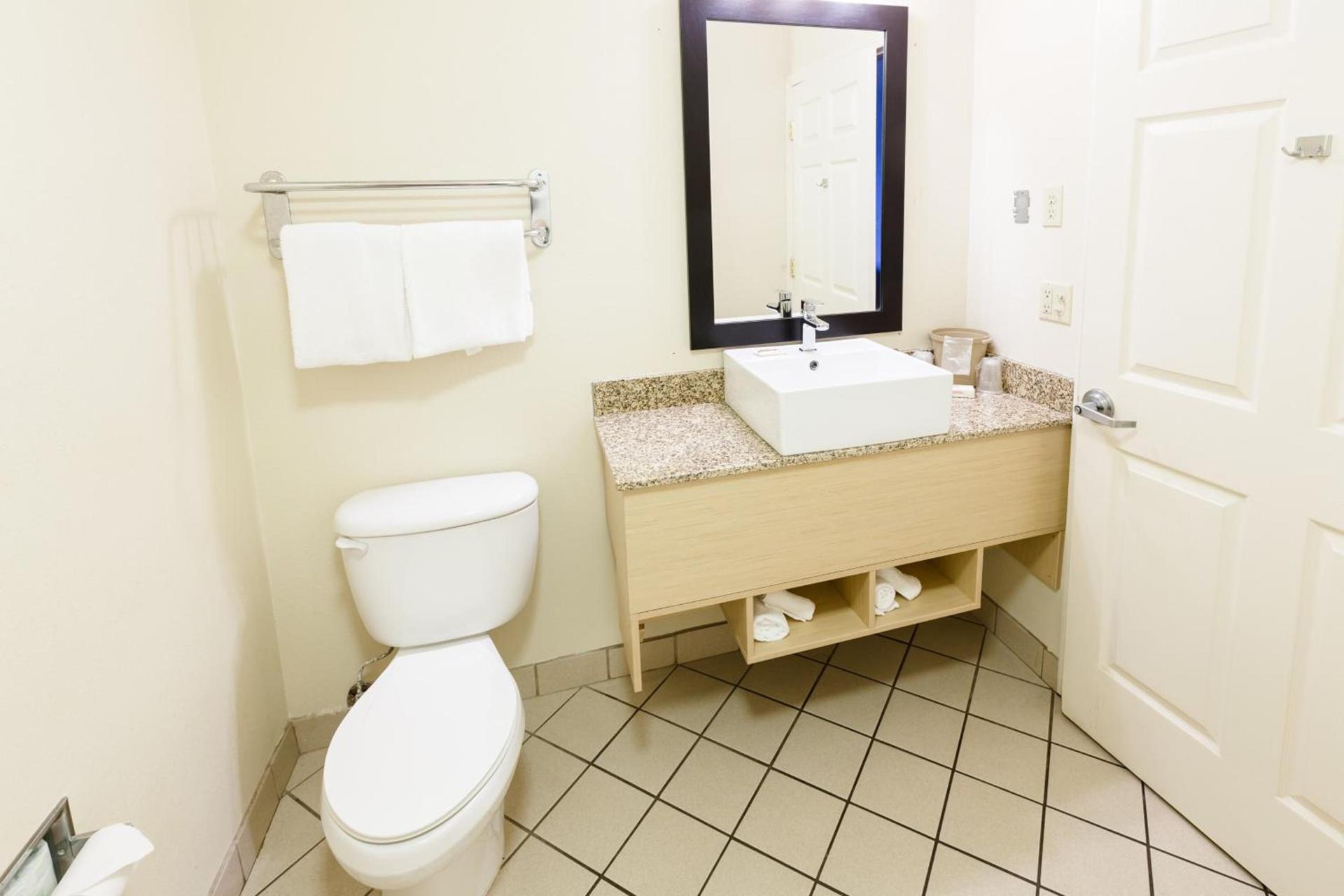 Red Roof Inn PLUS+ Danville, KY photo 32