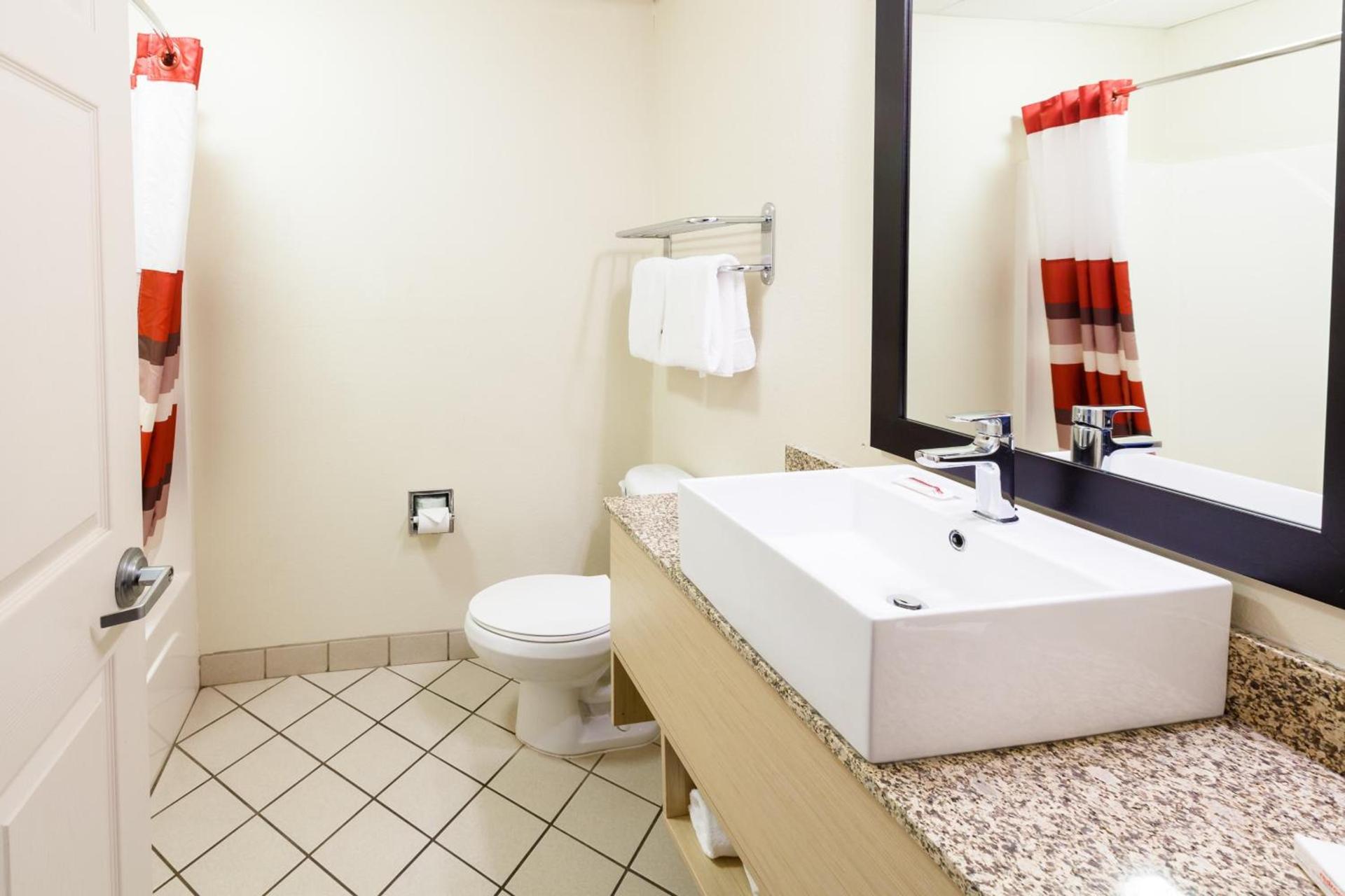 Red Roof Inn PLUS+ Danville, KY photo 35