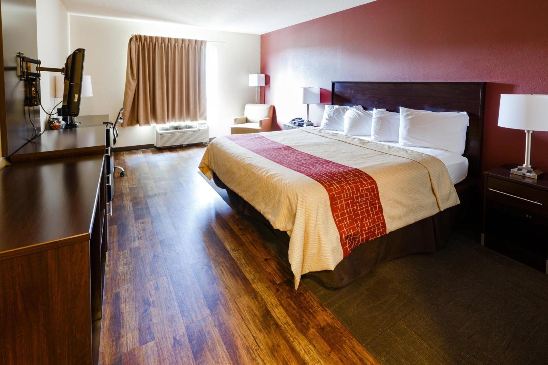 Red Roof Inn PLUS+ Danville, KY photo 22