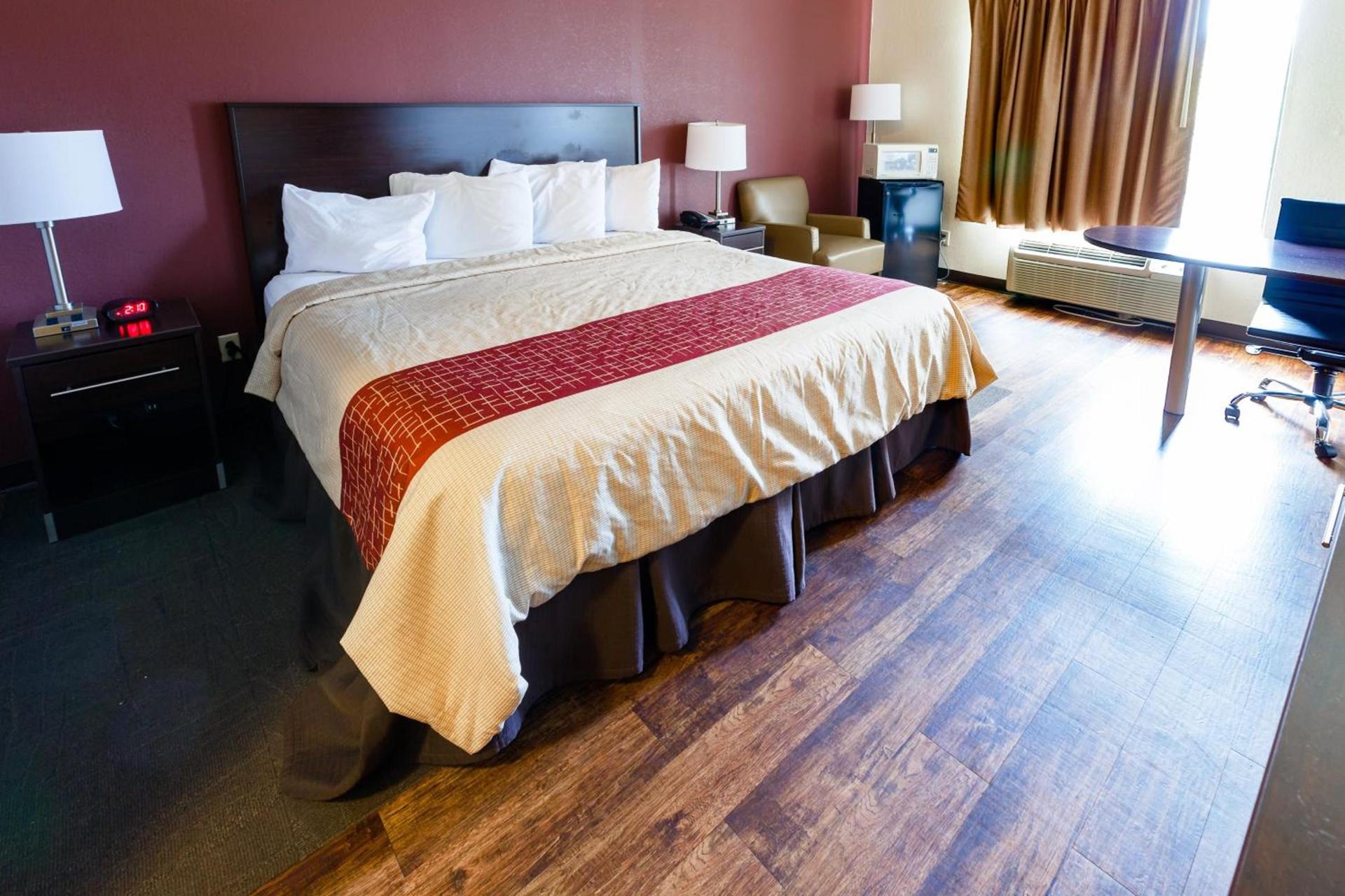 Red Roof Inn PLUS+ Danville, KY photo 21