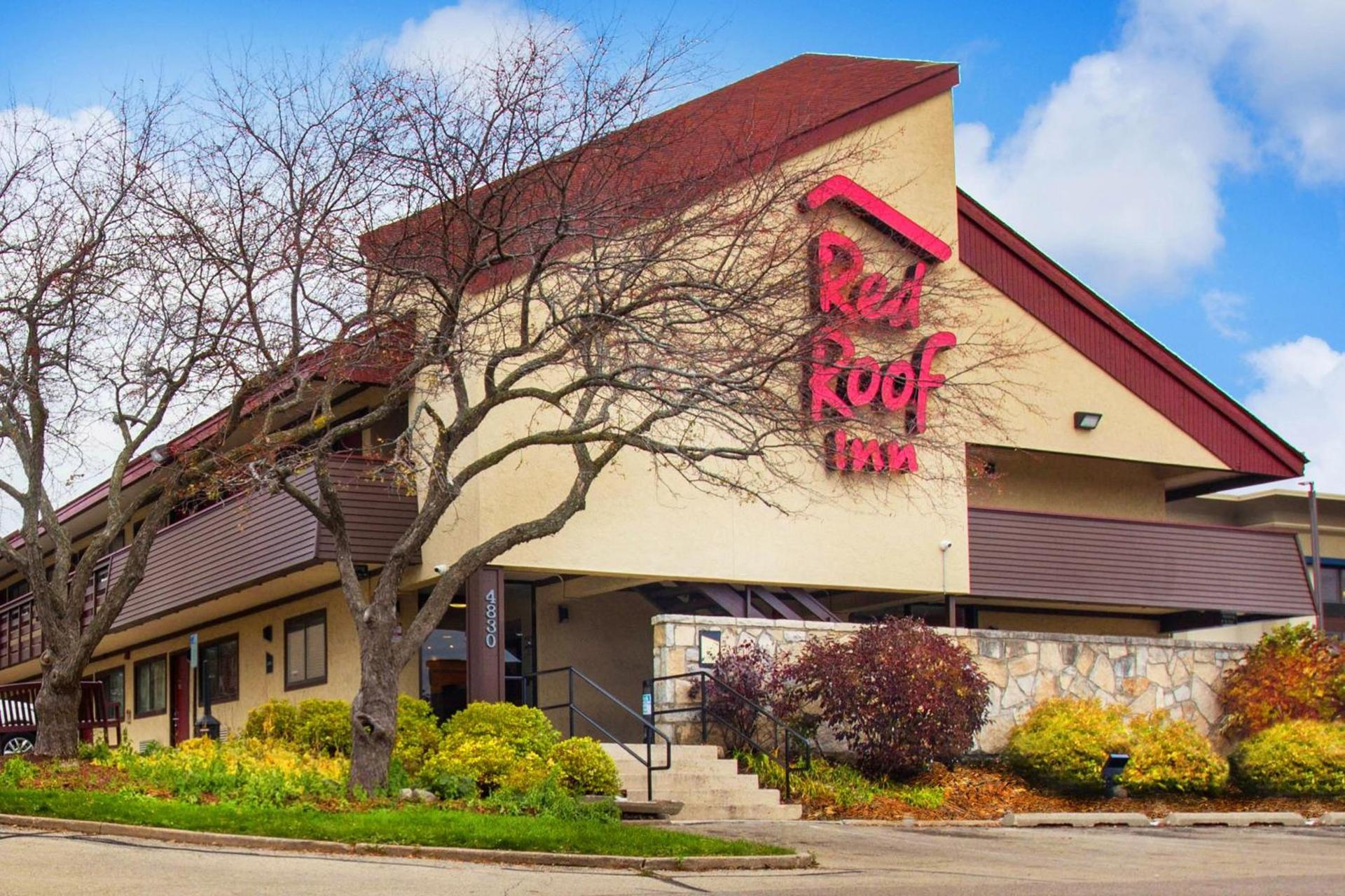Red Roof Inn Madison, WI photo 1