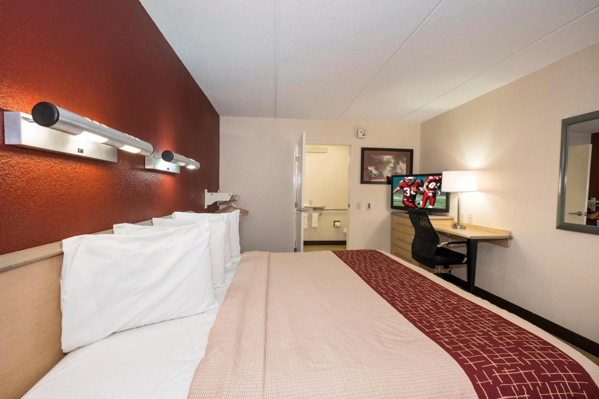 Red Roof Inn West Monroe photo 17