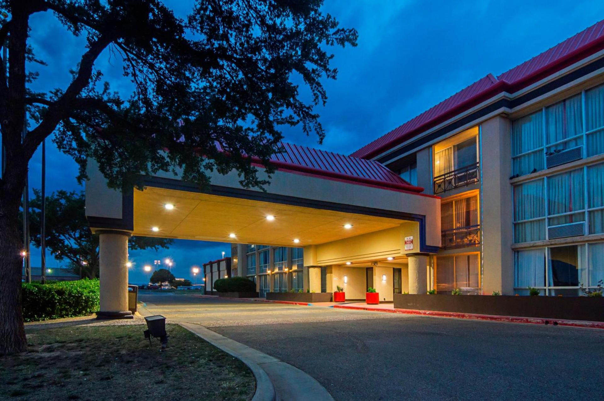 Red Roof Inn Lubbock photo 4