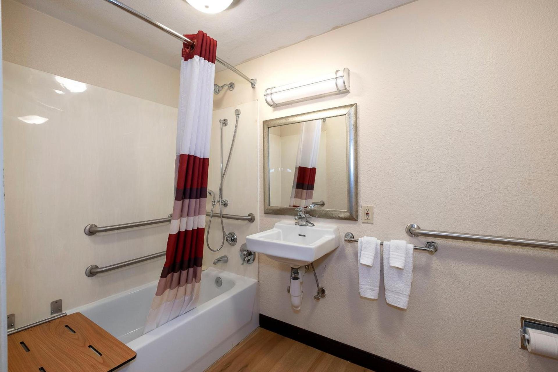 Motel 6 Smyrna, GA photo 26
