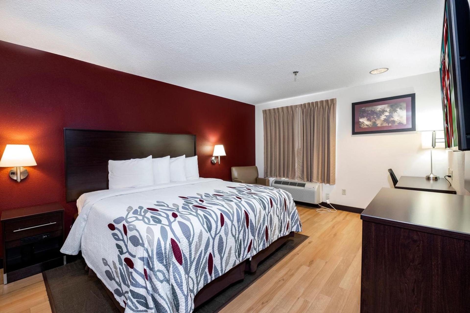 Red Roof Inn & Suites Dover Downtown photo 25
