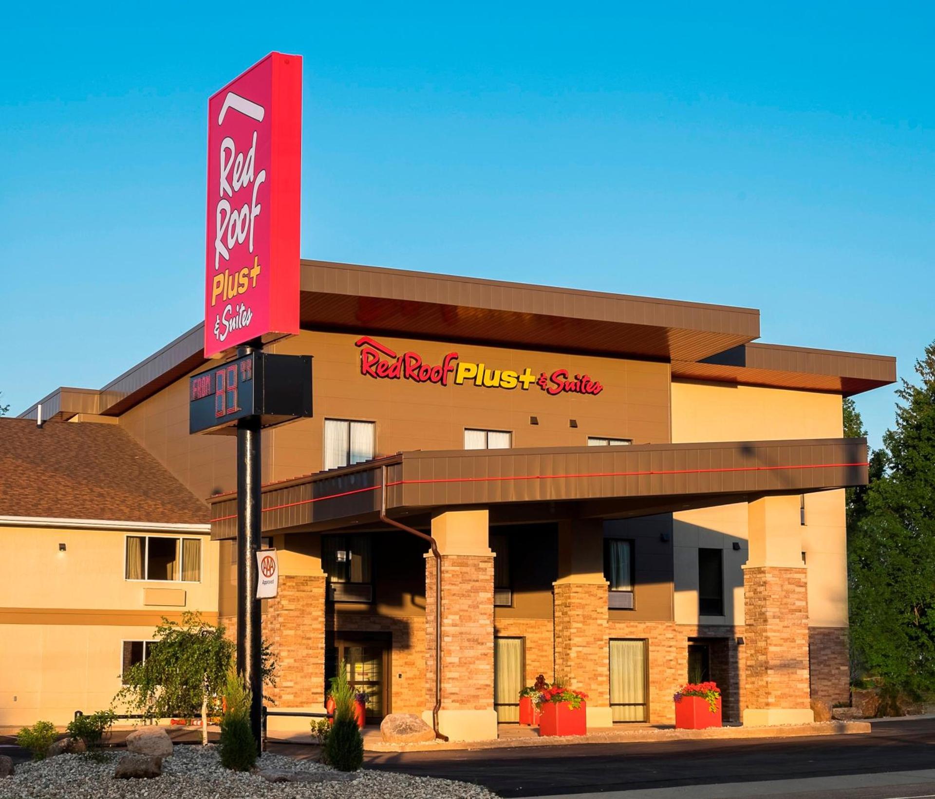 Red Roof Inn PLUS+ & Suites Malone — hotel in Malone