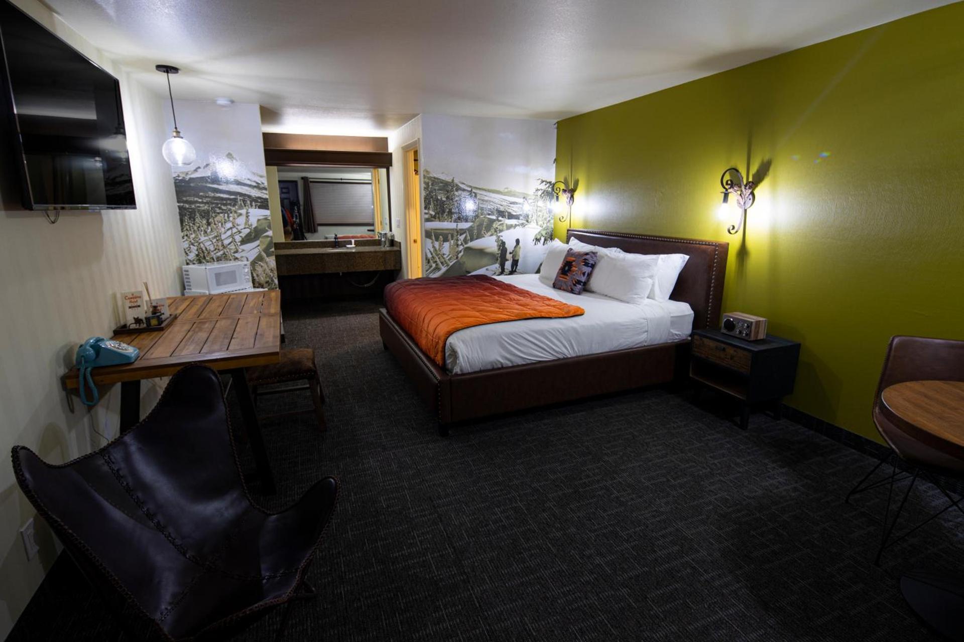 Campfire Hotel photo 22
