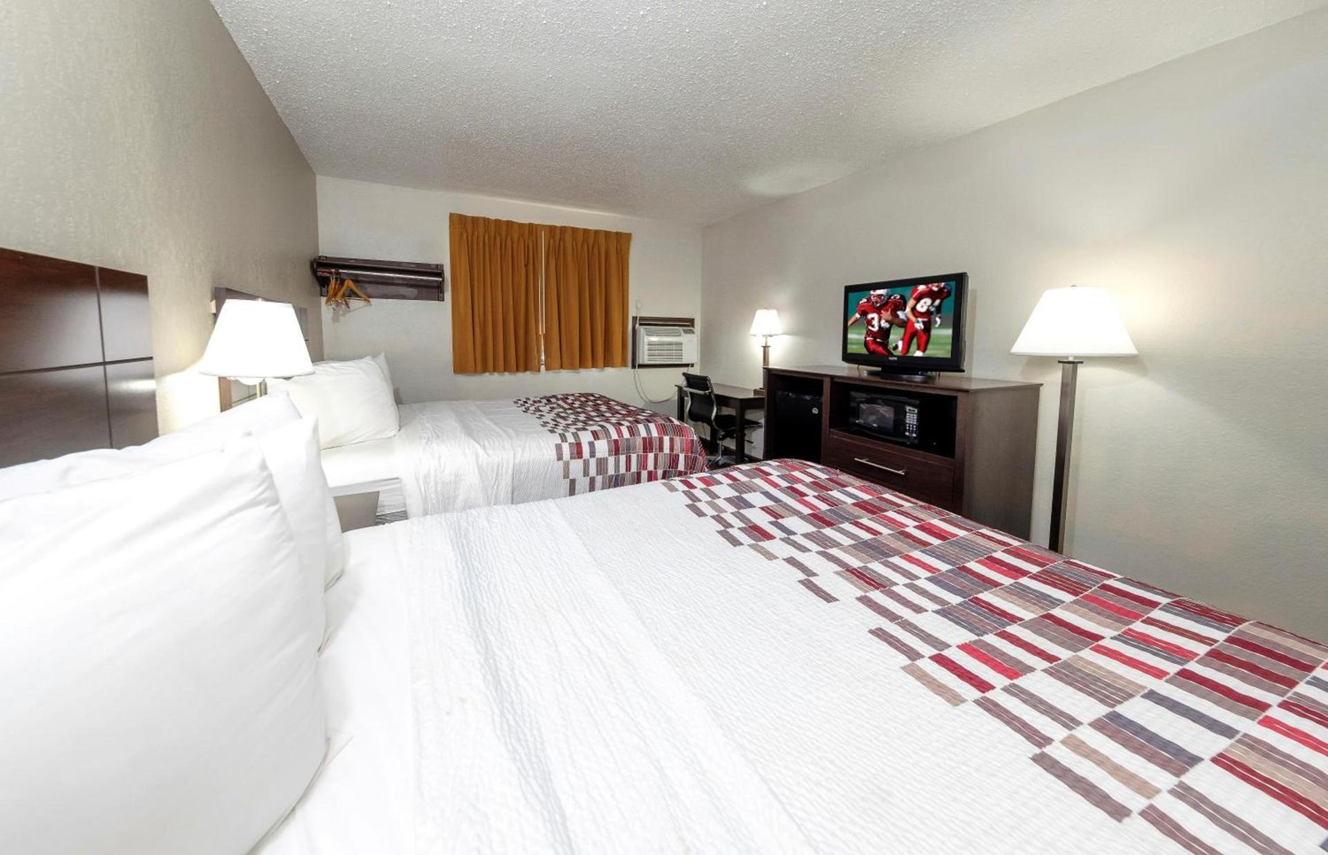 Red Roof Inn Culpeper photo 20