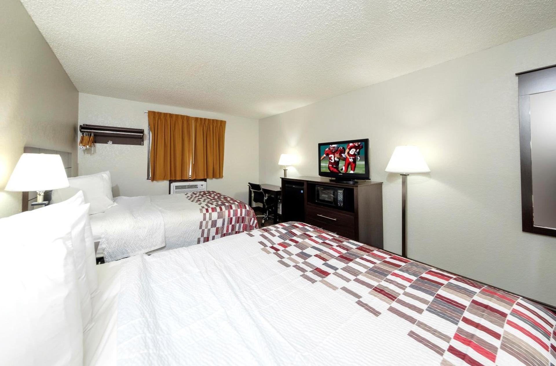 Red Roof Inn Culpeper photo 22