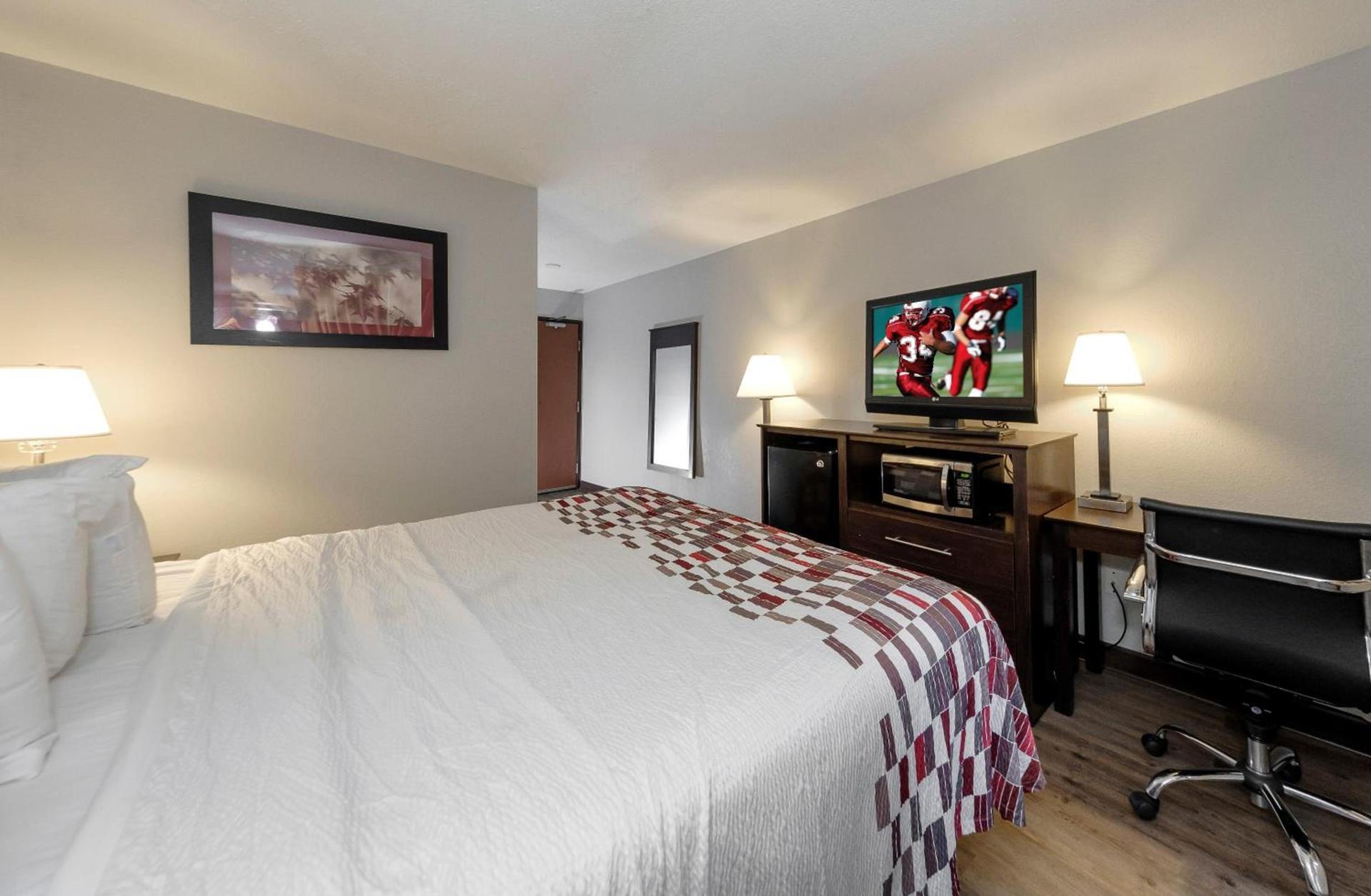 Red Roof Inn Culpeper photo 24