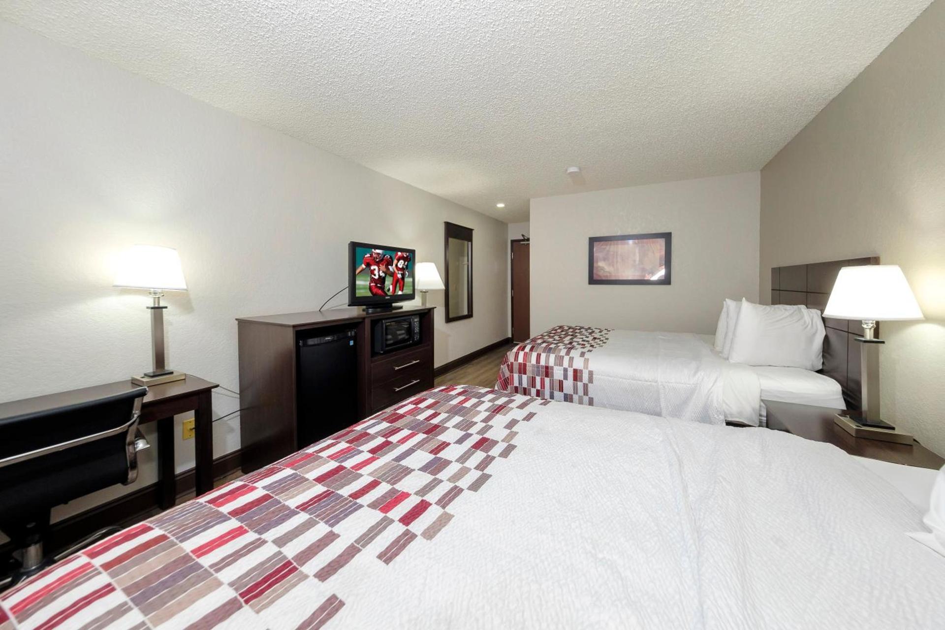 Red Roof Inn Culpeper photo 23
