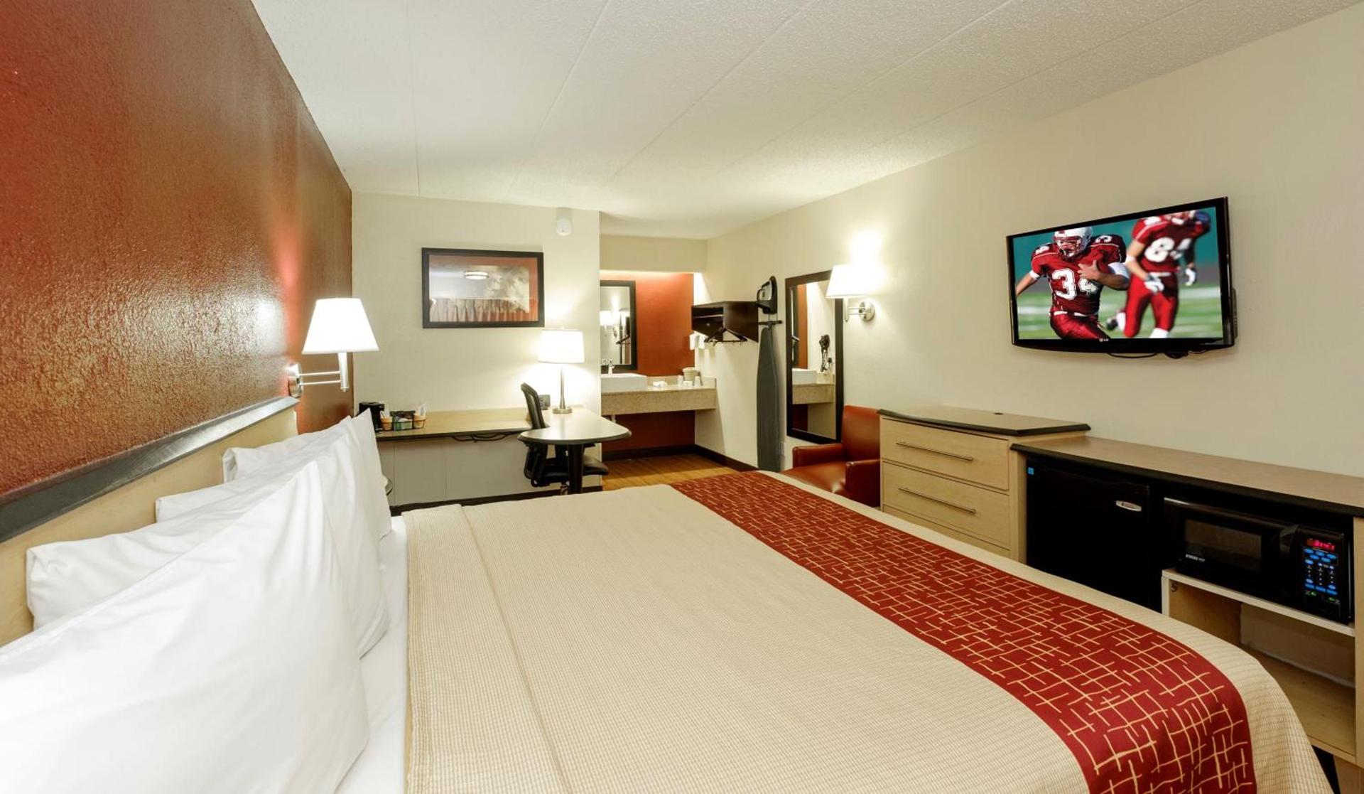 Red Roof Inn Columbus West - Hilliard photo 10