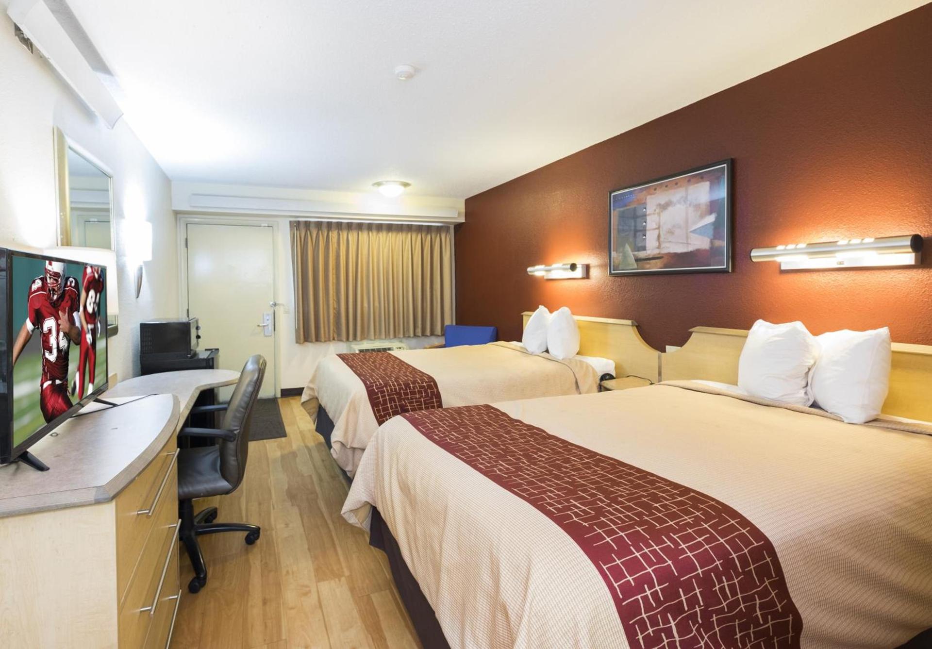 Red Roof Inn Cincinnati - Sharonville photo 14