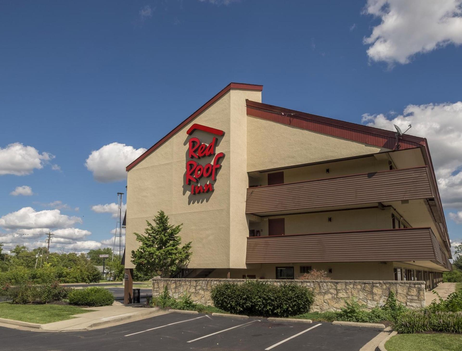 Red Roof Inn Cincinnati - Sharonville photo 2