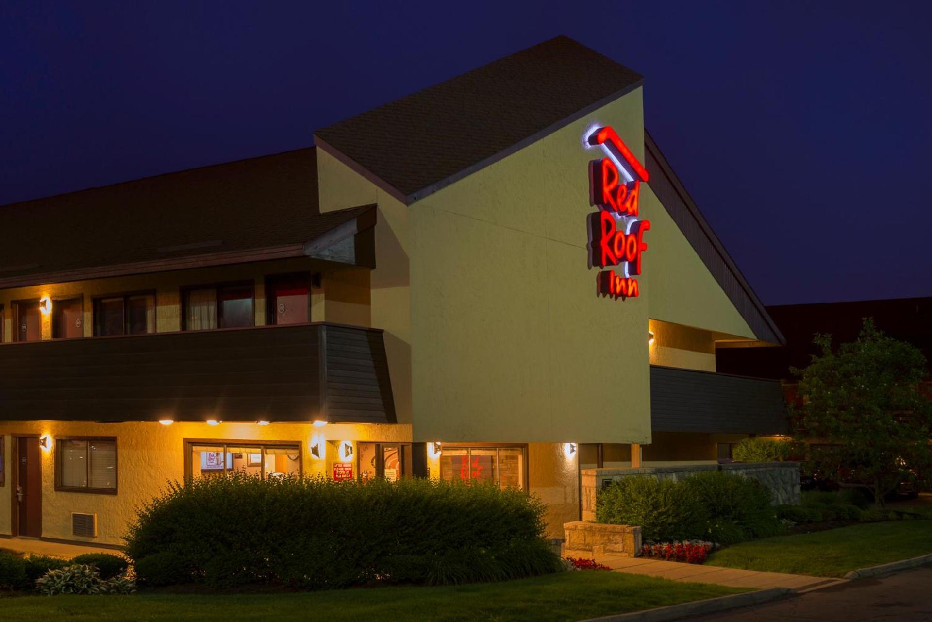 Red Roof Inn Dayton North Airport photo 3
