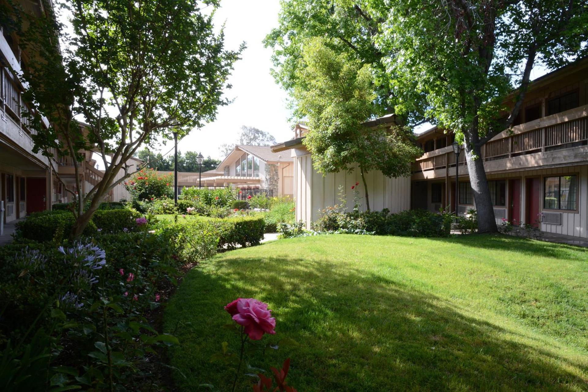 Red Roof Inn San Dimas - Fairplex photo 10