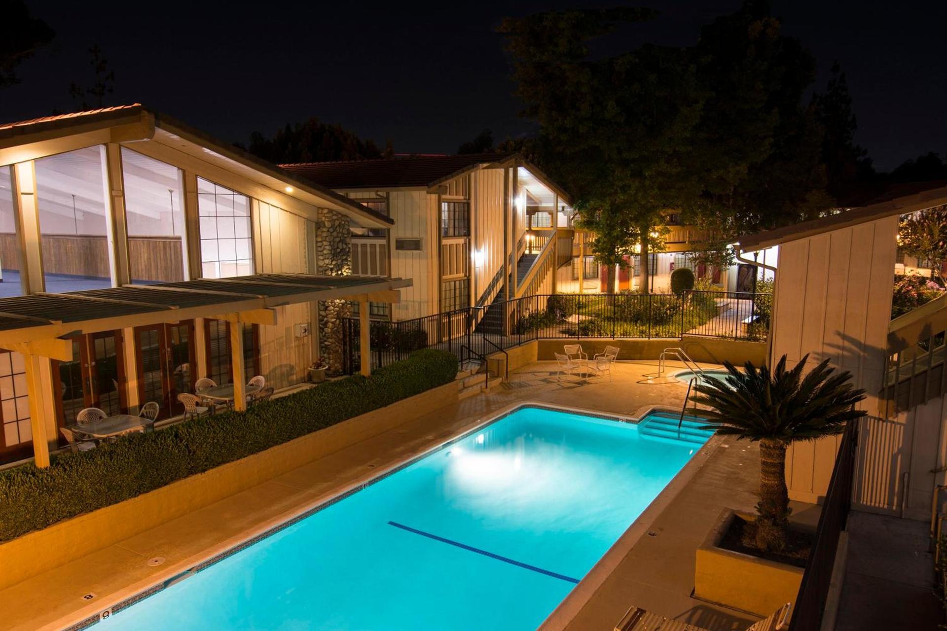 Red Roof Inn San Dimas - Fairplex photo 6
