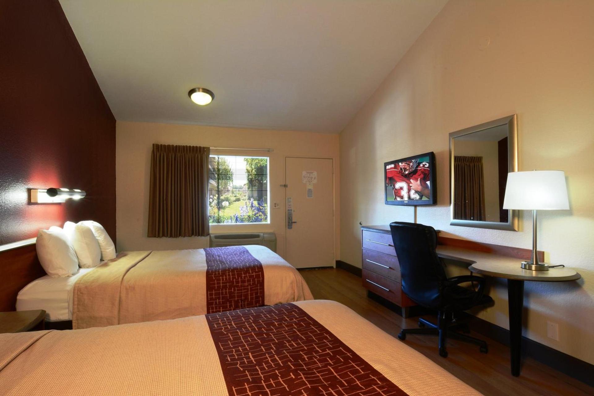 Red Roof Inn San Dimas - Fairplex photo 19