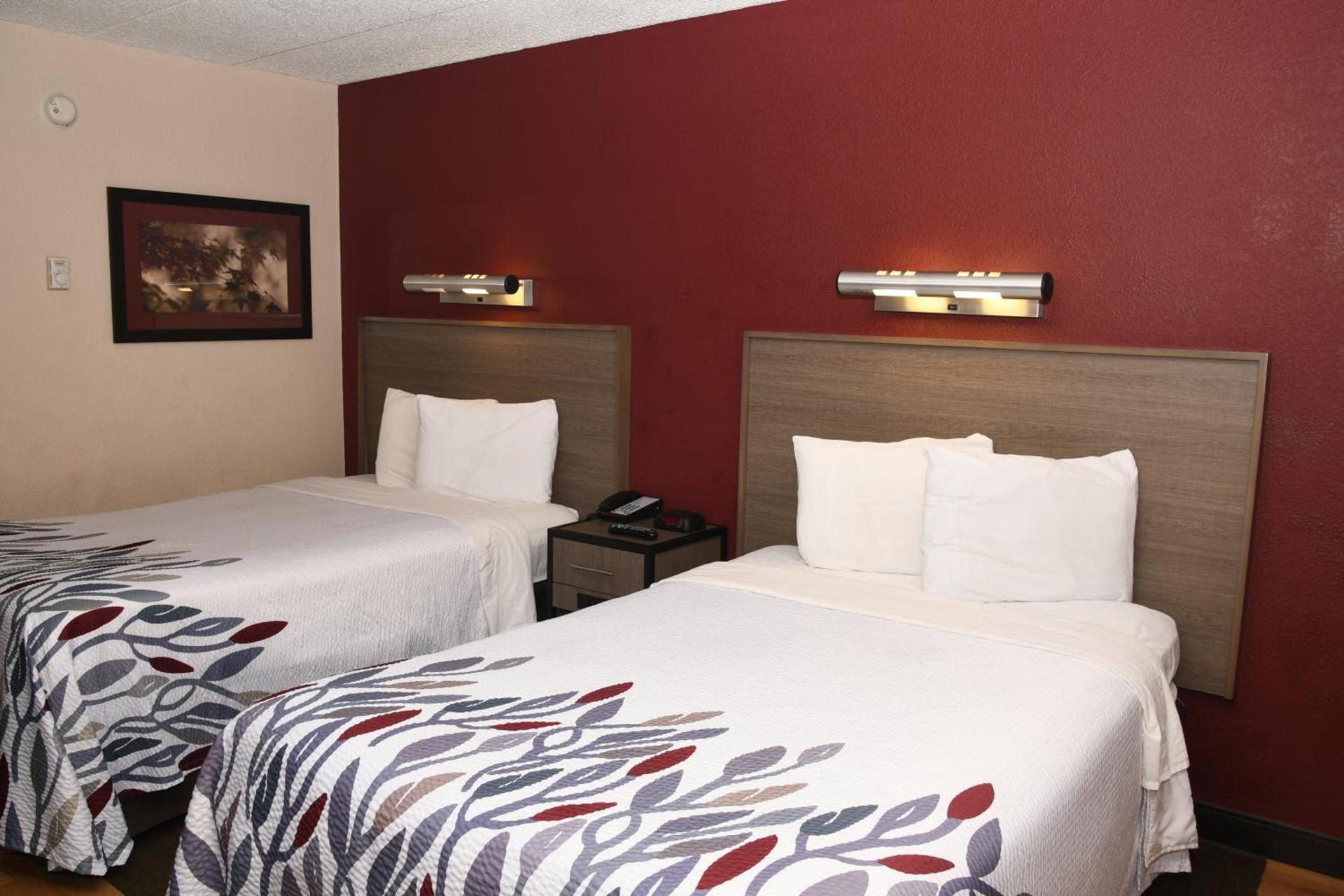 Red Roof Inn Richmond South photo 18