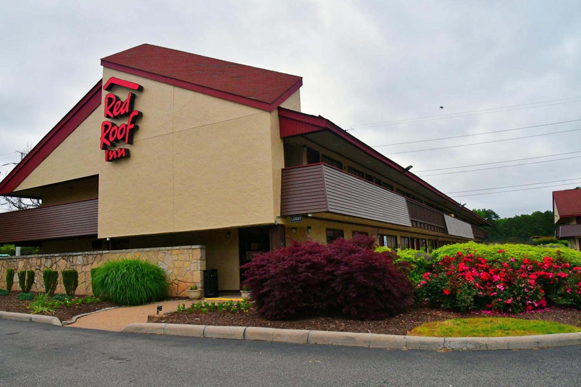 Red Roof Inn Richmond South photo 2