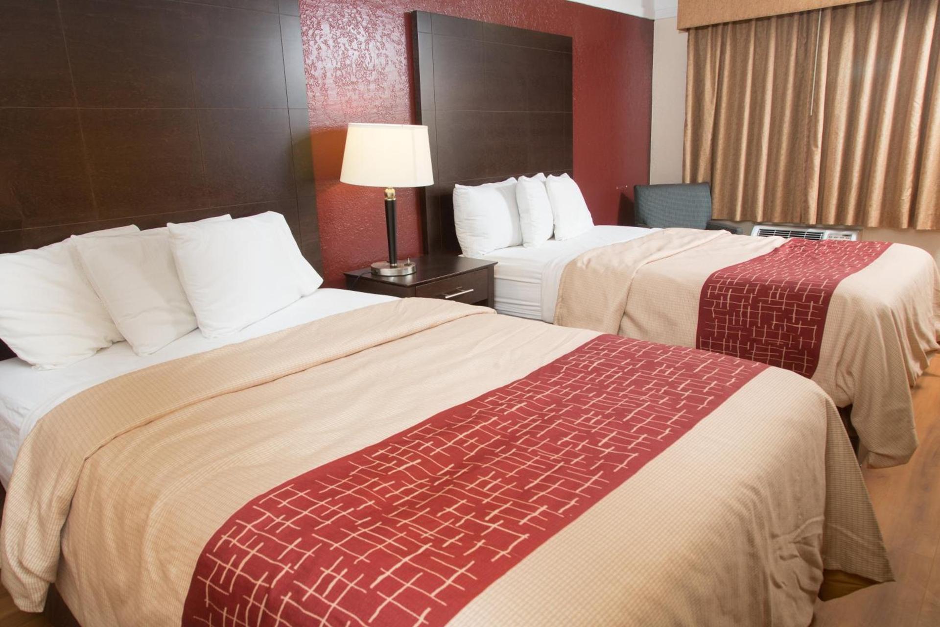 Red Roof Inn Ardmore photo 11