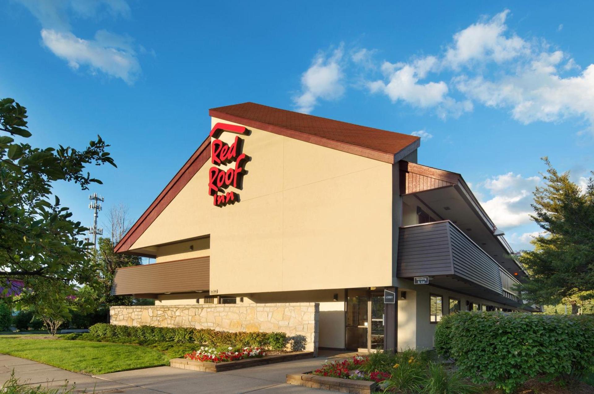 Red Roof Inn Detroit - Warren — hotel in Warren