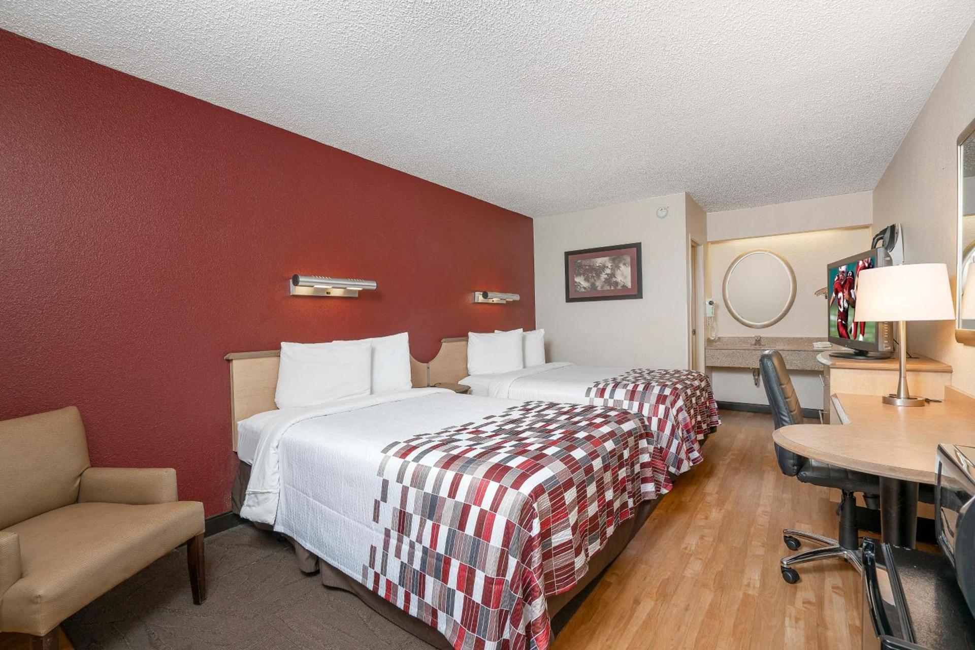 Red Roof Inn Indianapolis South photo 9