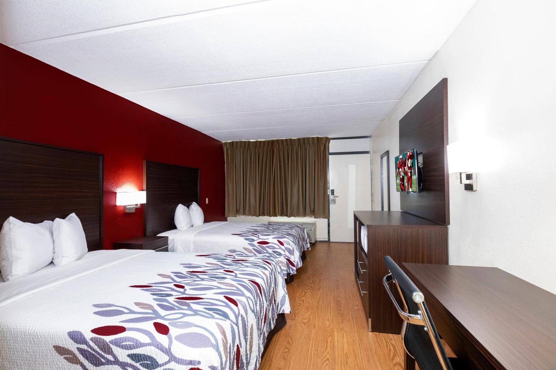 Red Roof Inn Kenly - I-95 photo 15