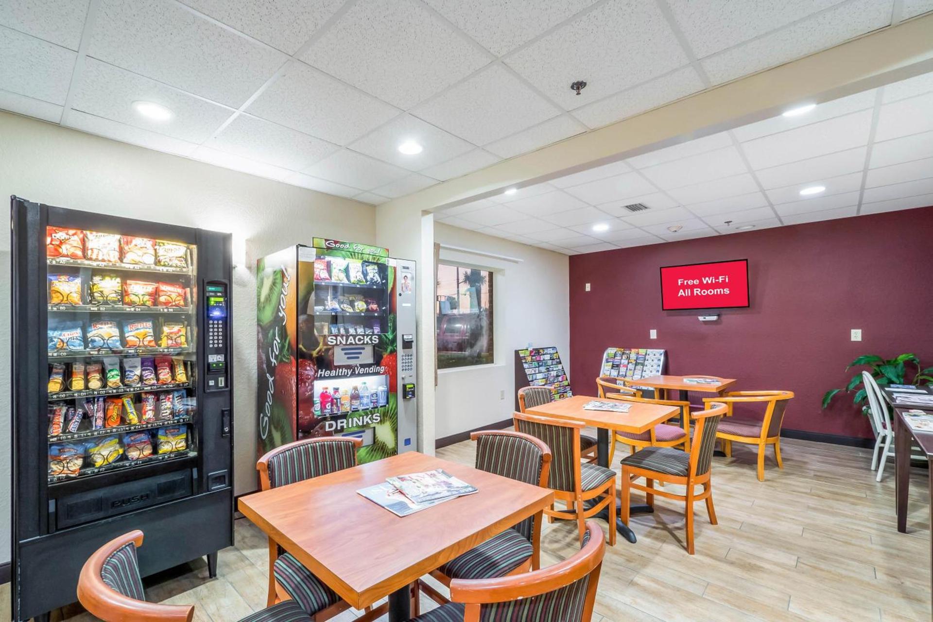 Red Roof Inn Ocala photo 29