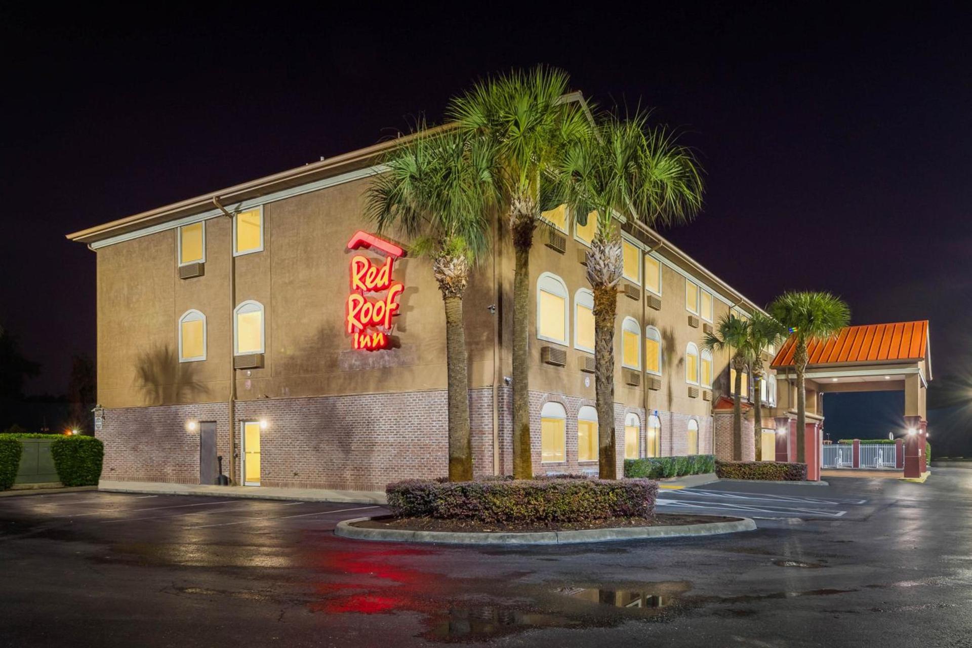 Red Roof Inn Ocala photo 22
