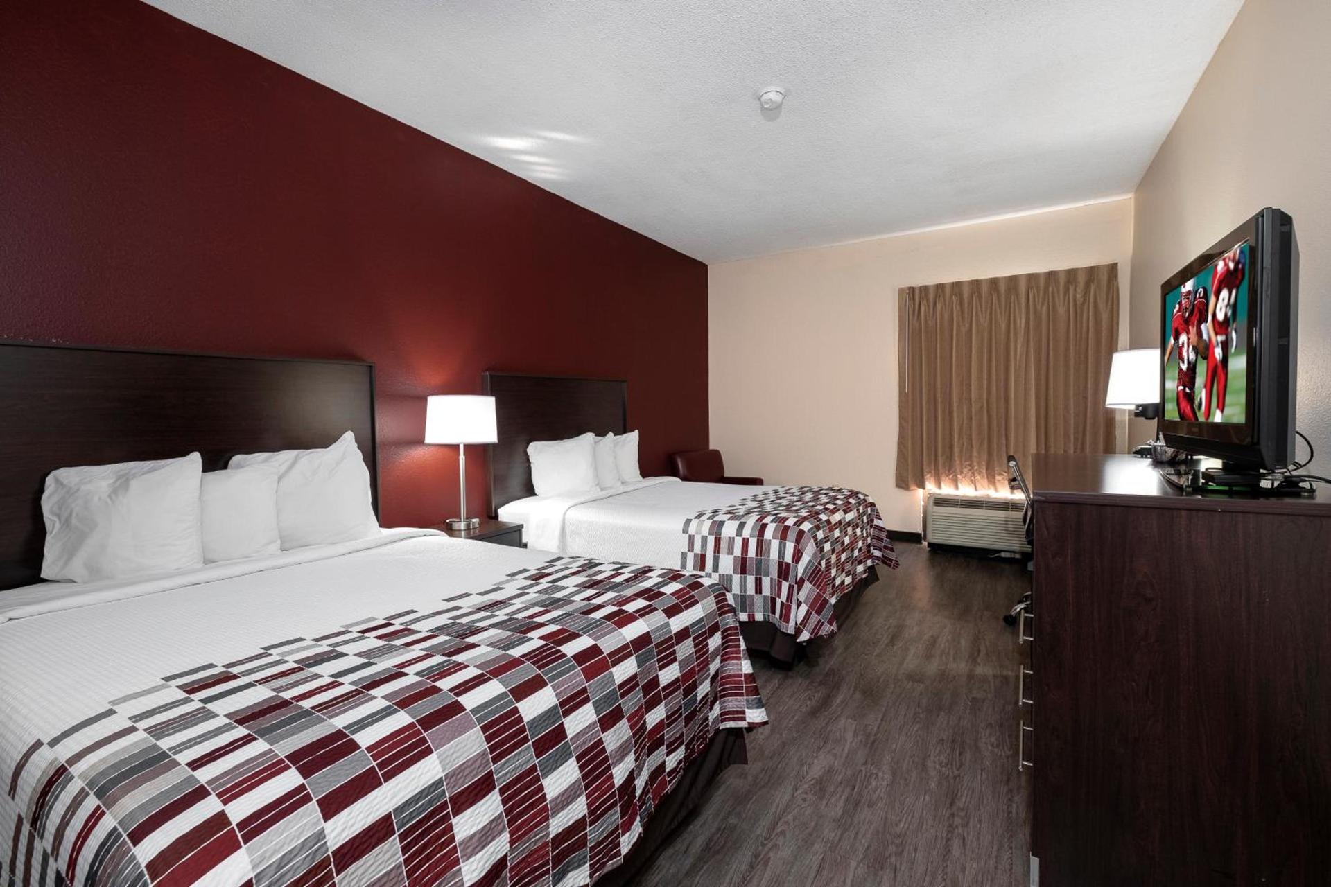 Red Roof Inn Prattville photo 20