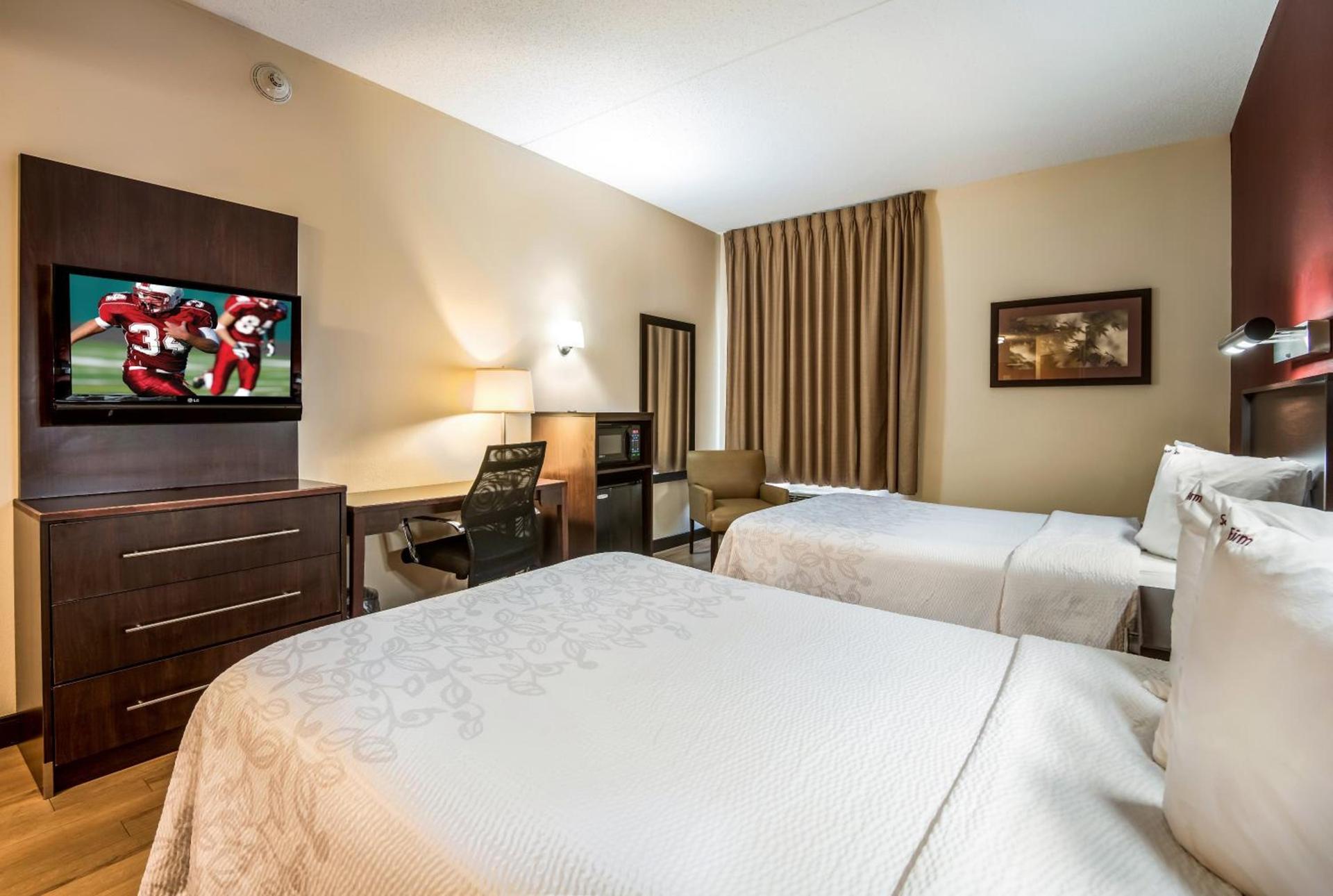 Red Roof Inn PLUS+ San Antonio Downtown - Riverwalk photo 22