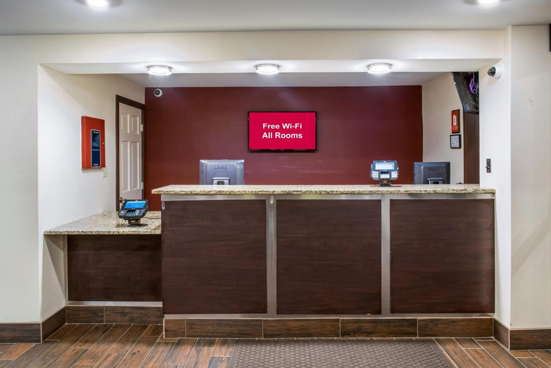 Red Roof Inn Richmond, IN photo 12