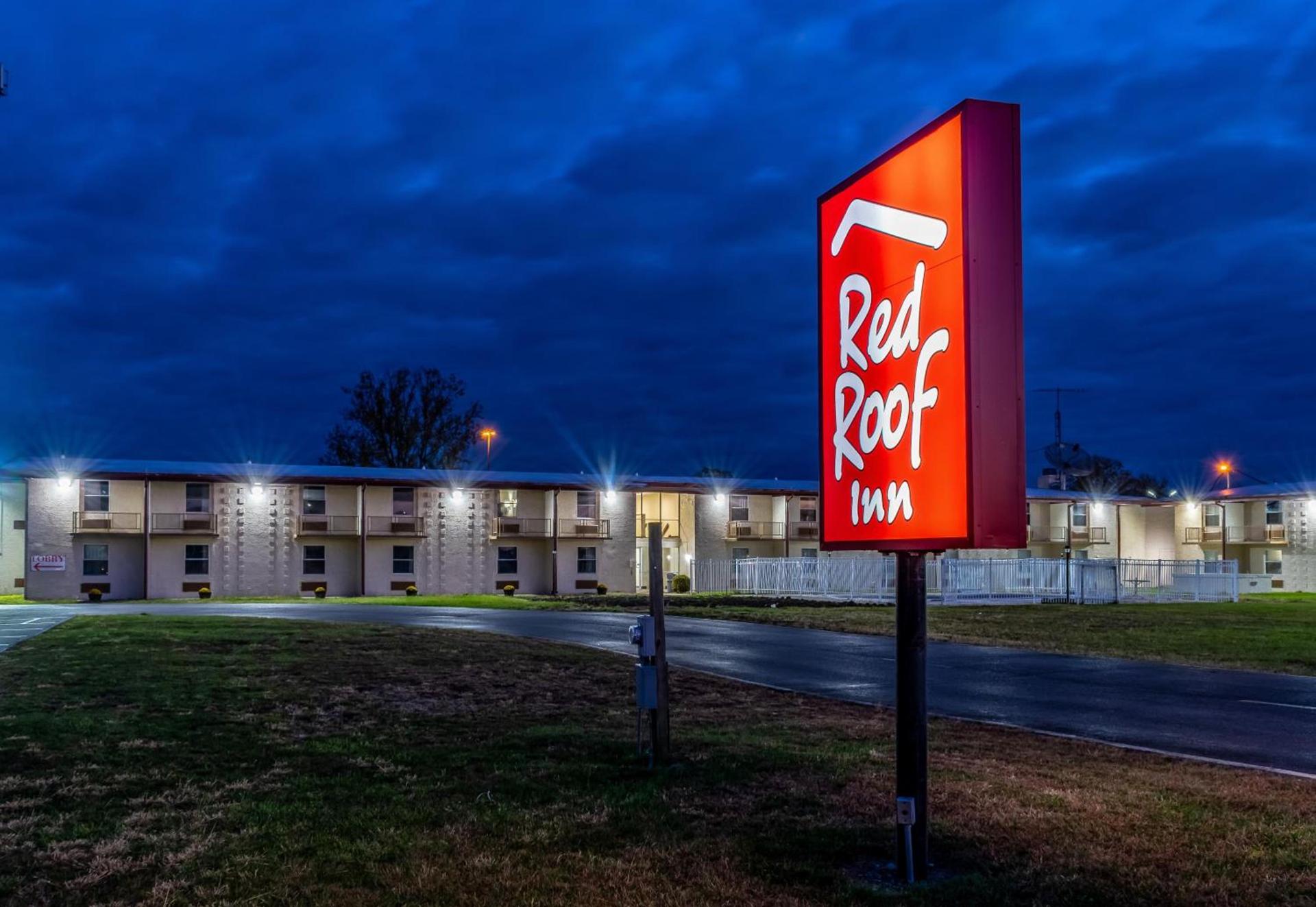 Red Roof Inn Richmond, IN photo 7